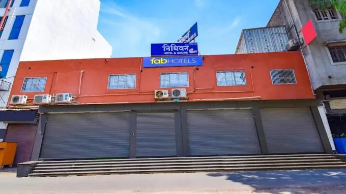 FabHotel Nidhivan, Udhna Junction