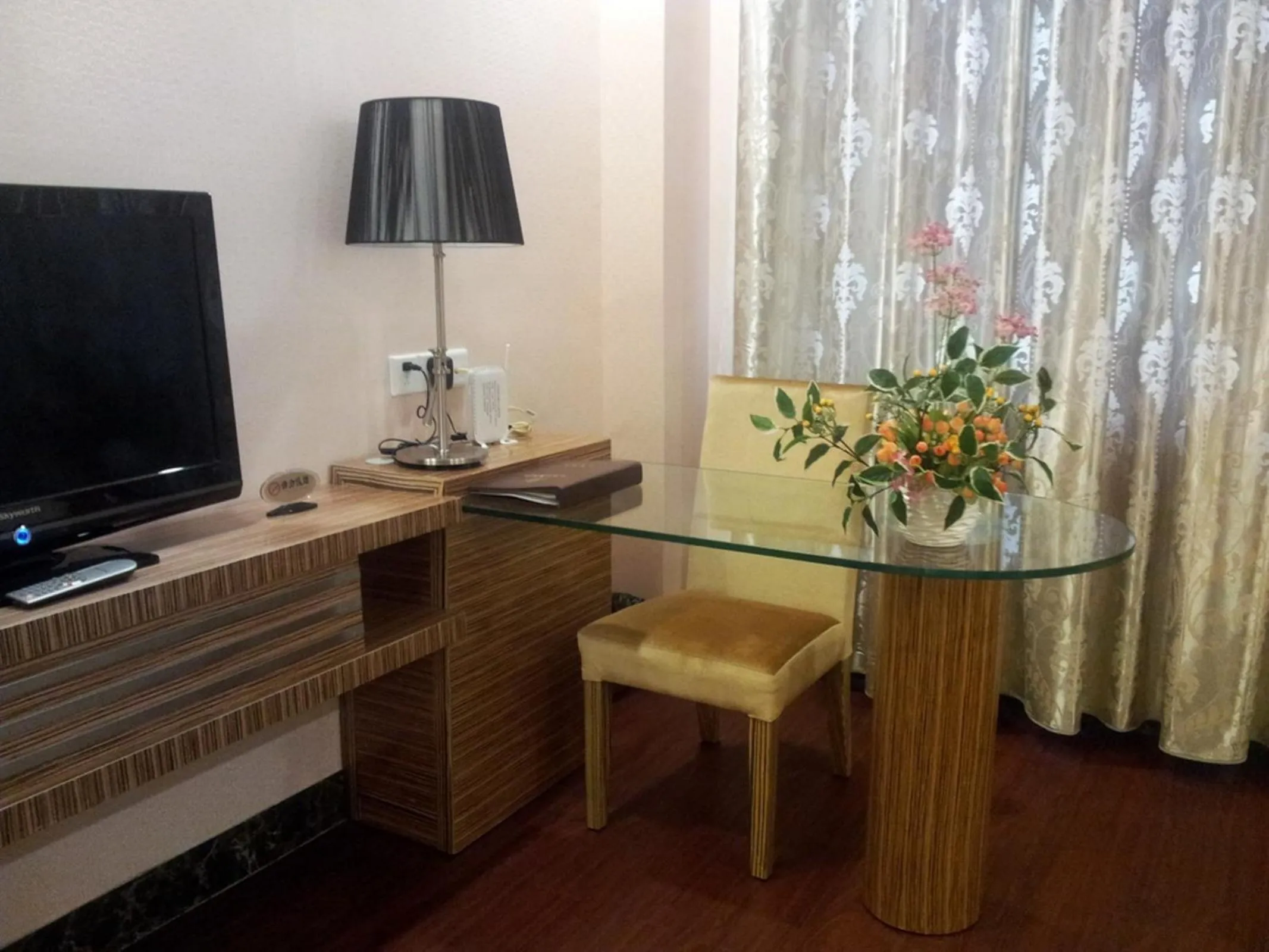 Seating area in Nanfang Dasha Hotel