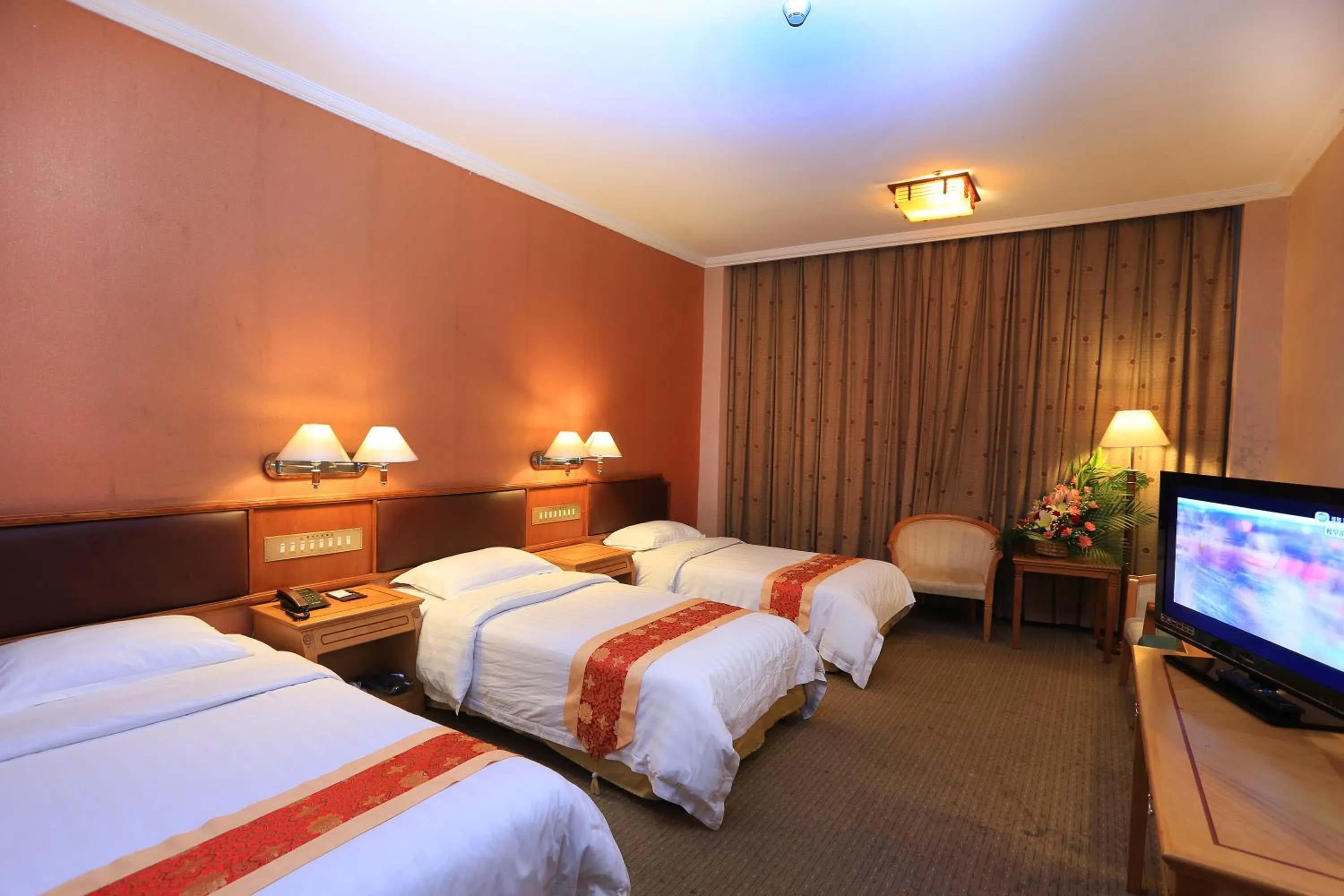 Decorative detail in Nanfang Dasha Hotel