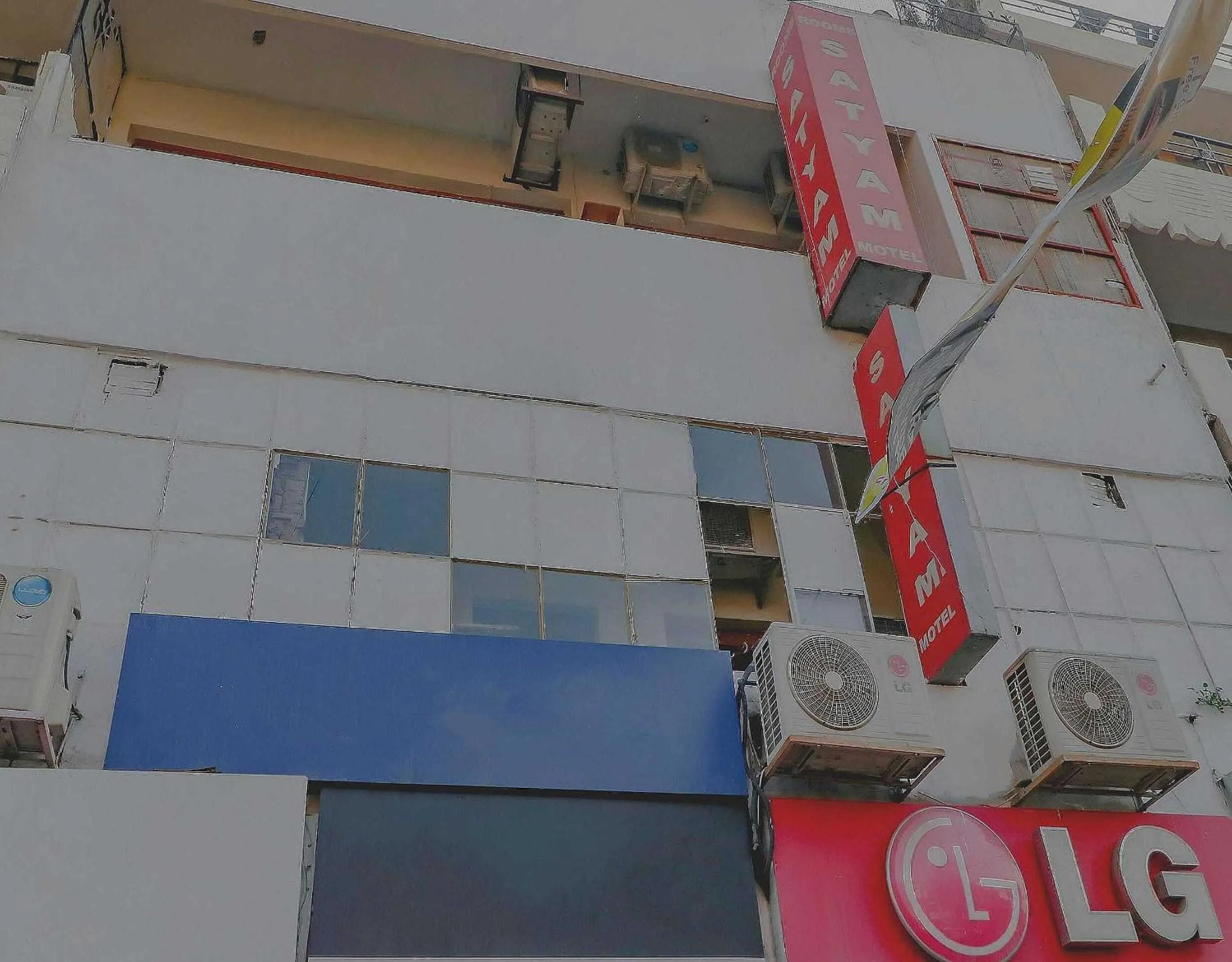 Facade/entrance in Hotel O Sameer Residency