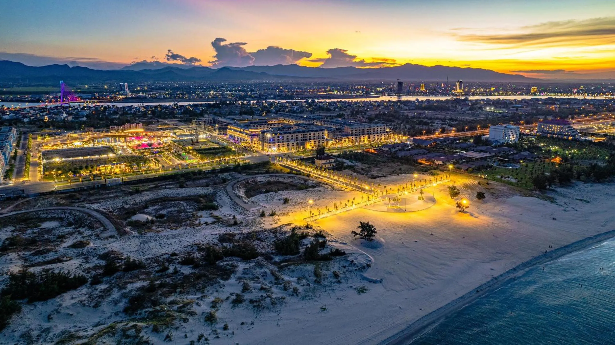 Natural landscape in Regal Collection House