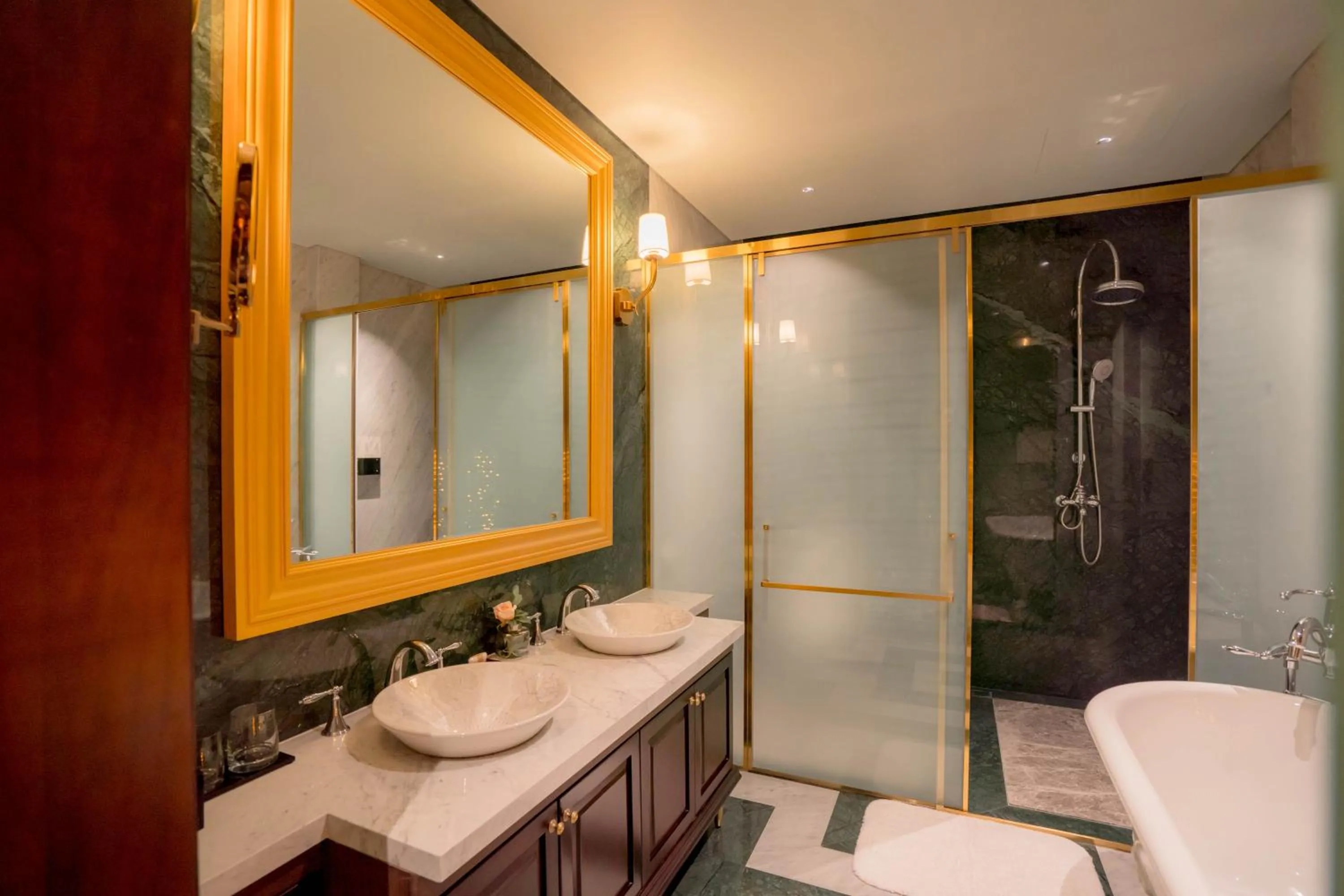 Regal Collection House