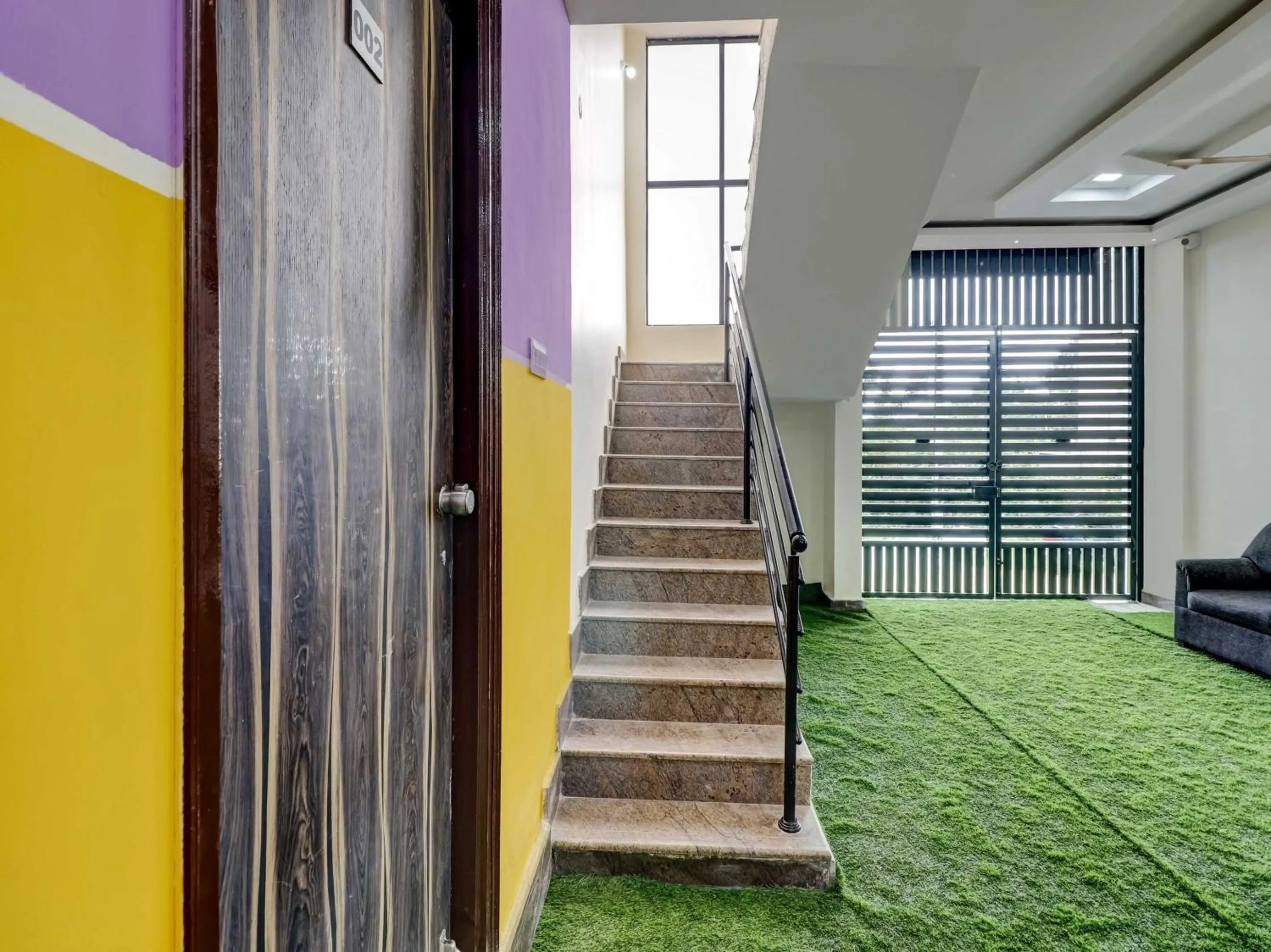 Facade/entrance in Super Collection O Olive