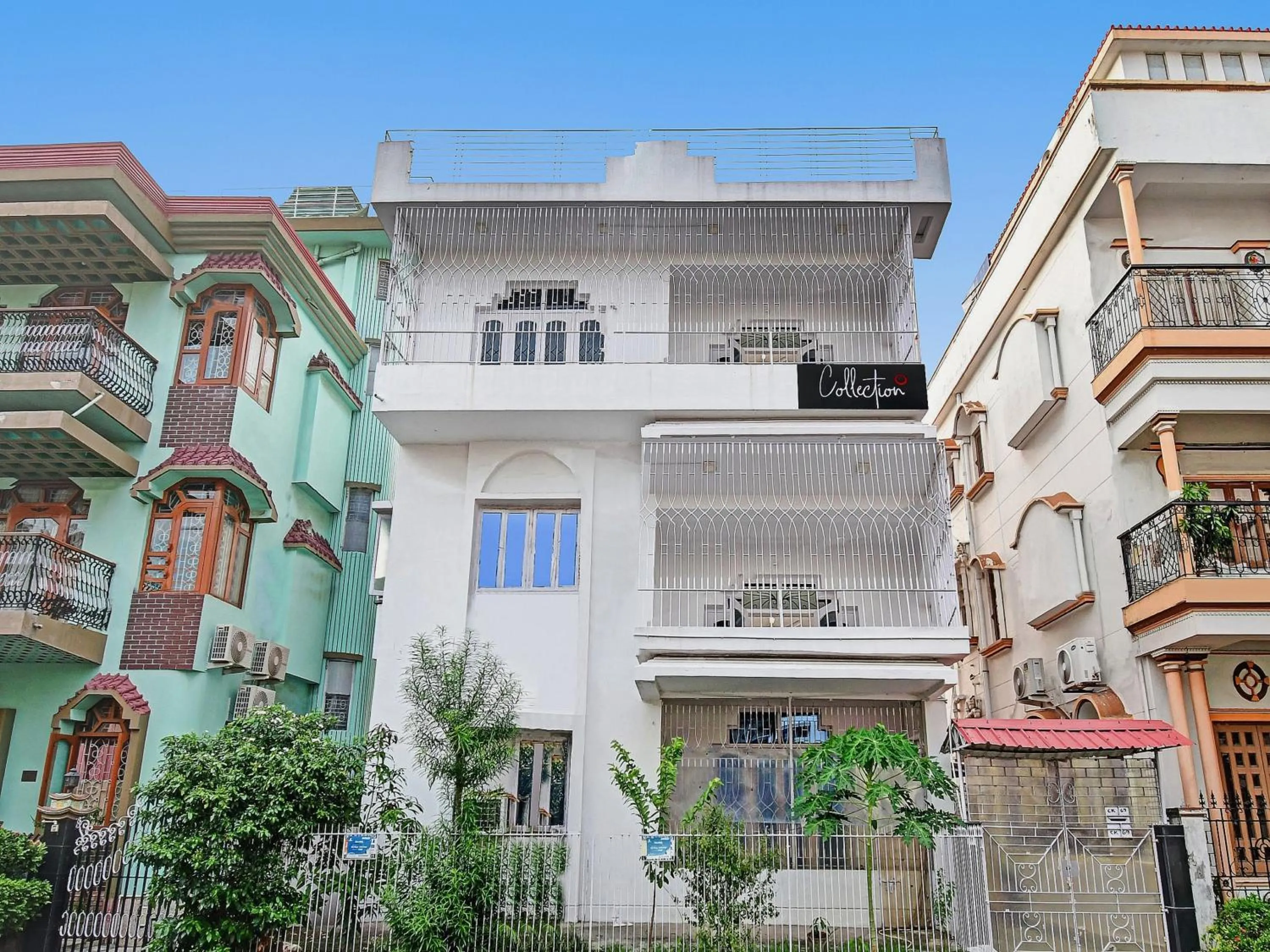 Facade/entrance in Super Capital O New All In One Near City Centre Salt Lake