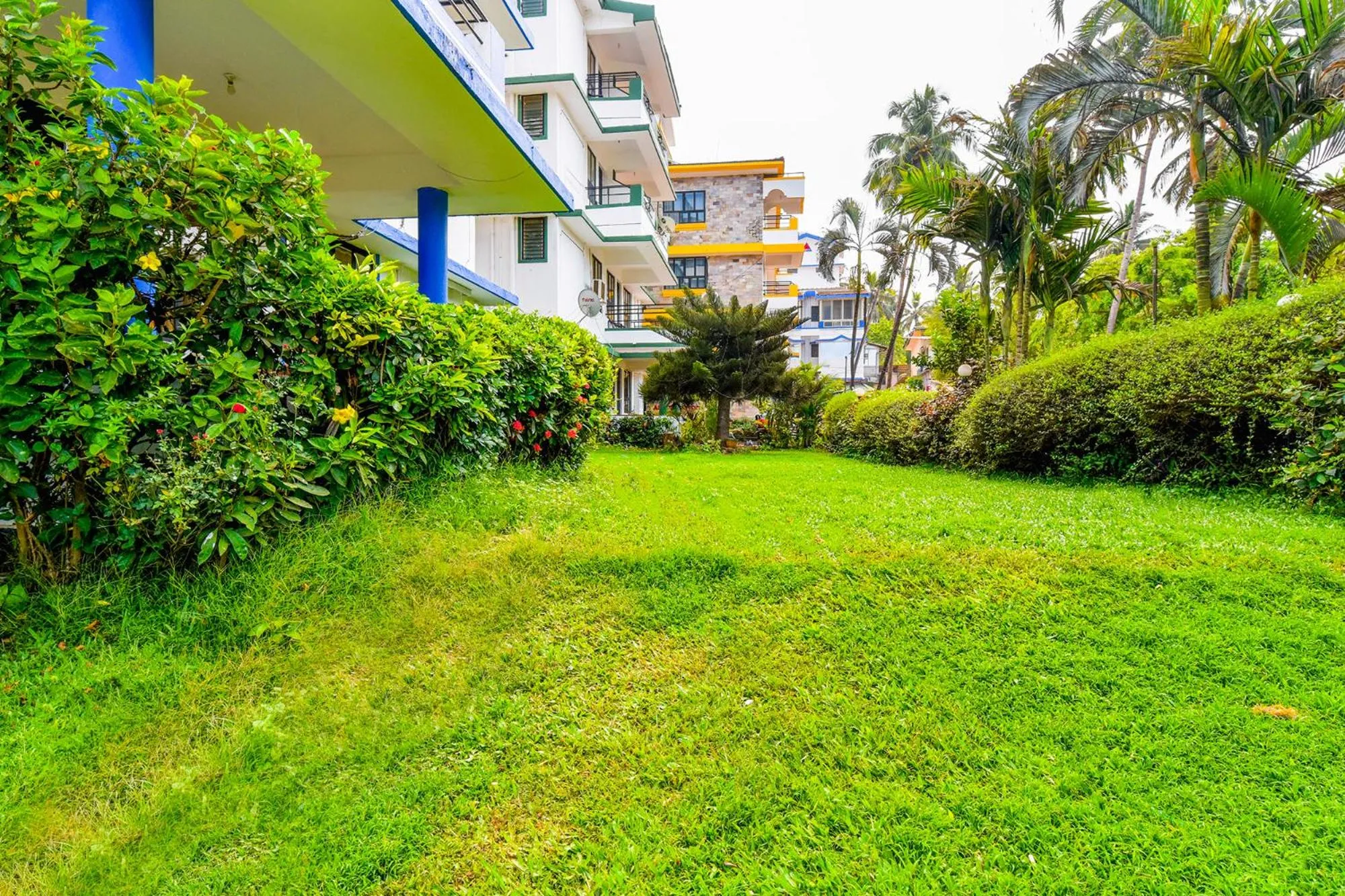 Garden view in FabExpress Alor Resort