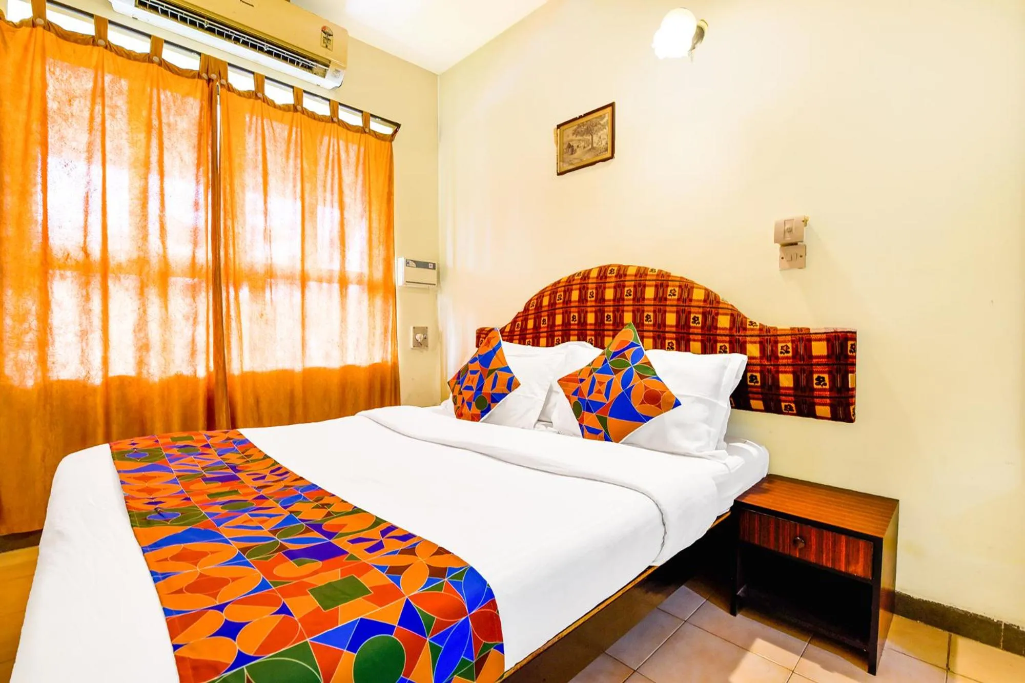 Bed in FabExpress Alor Resort