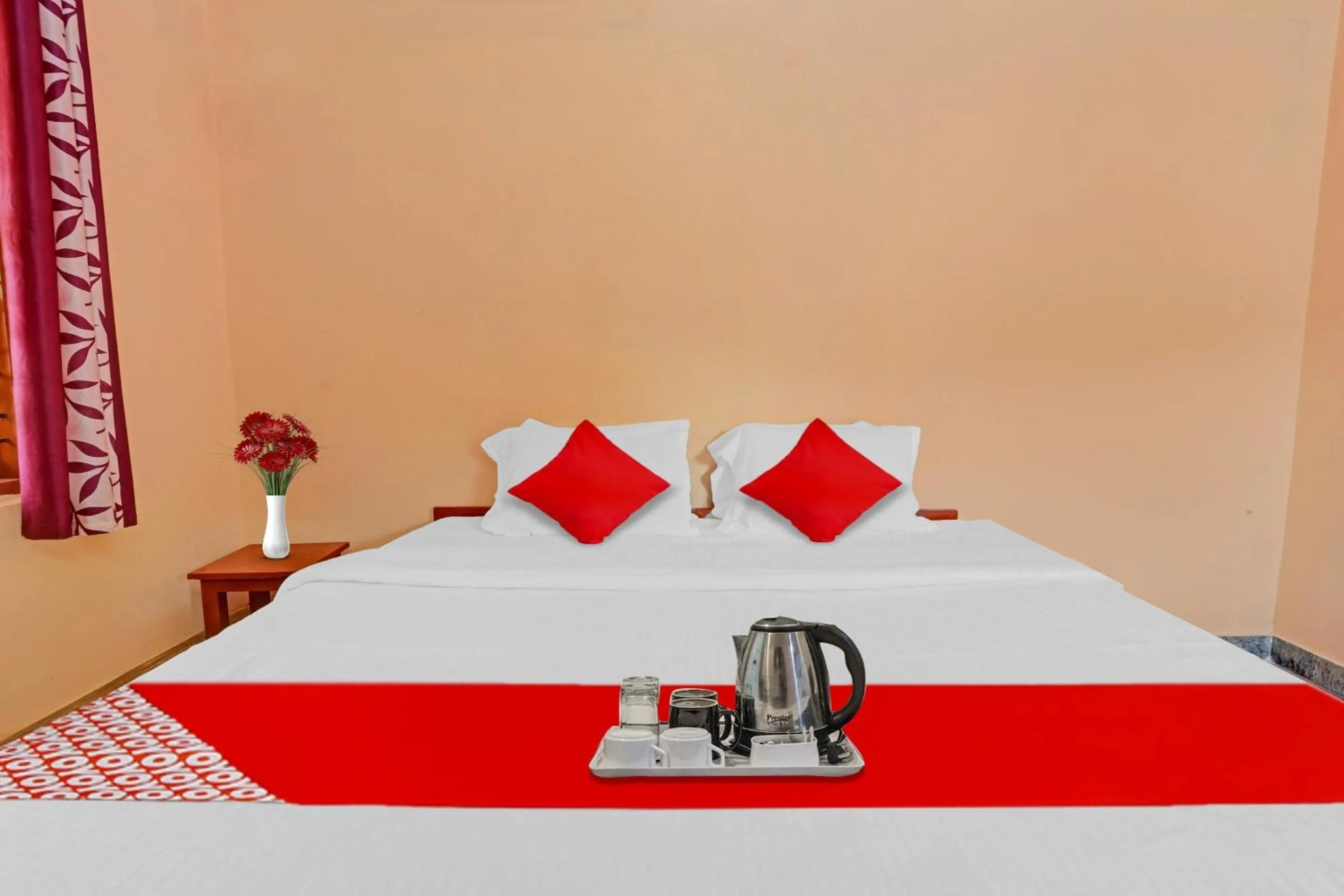 Bedroom, Bed in Hotel O North Park Tourist Home