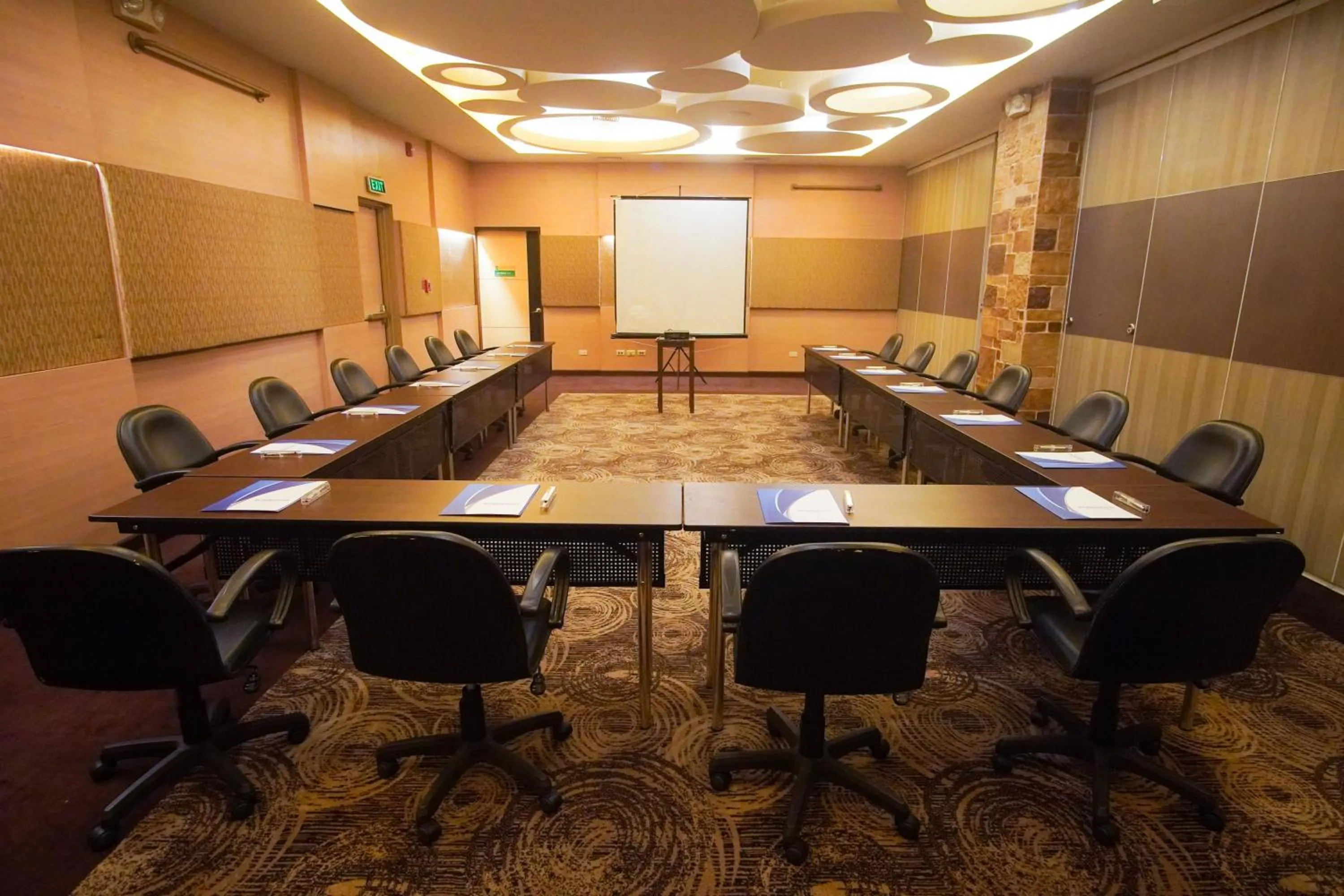 Meeting/conference room in Go Hotels Iloilo