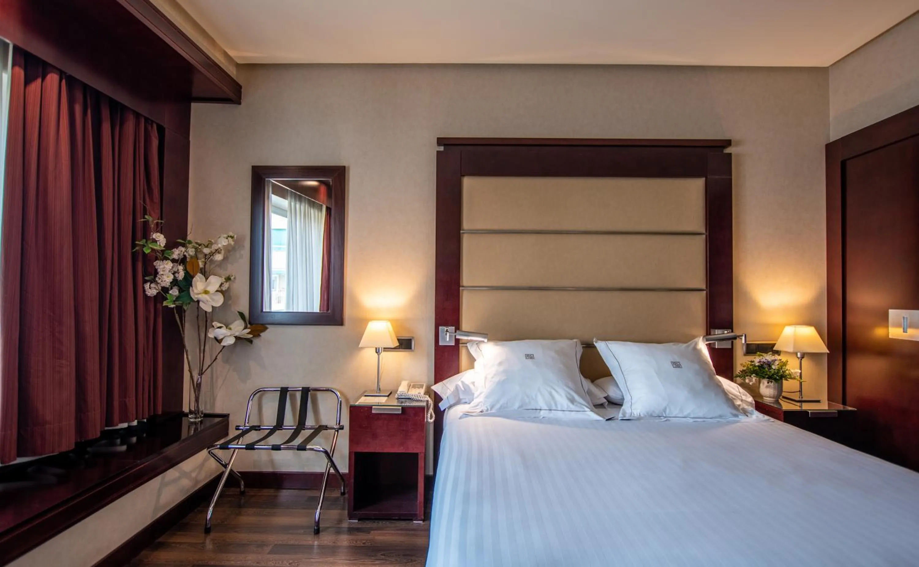 Photo of the whole room, Bed in Hotel Andalucía Center