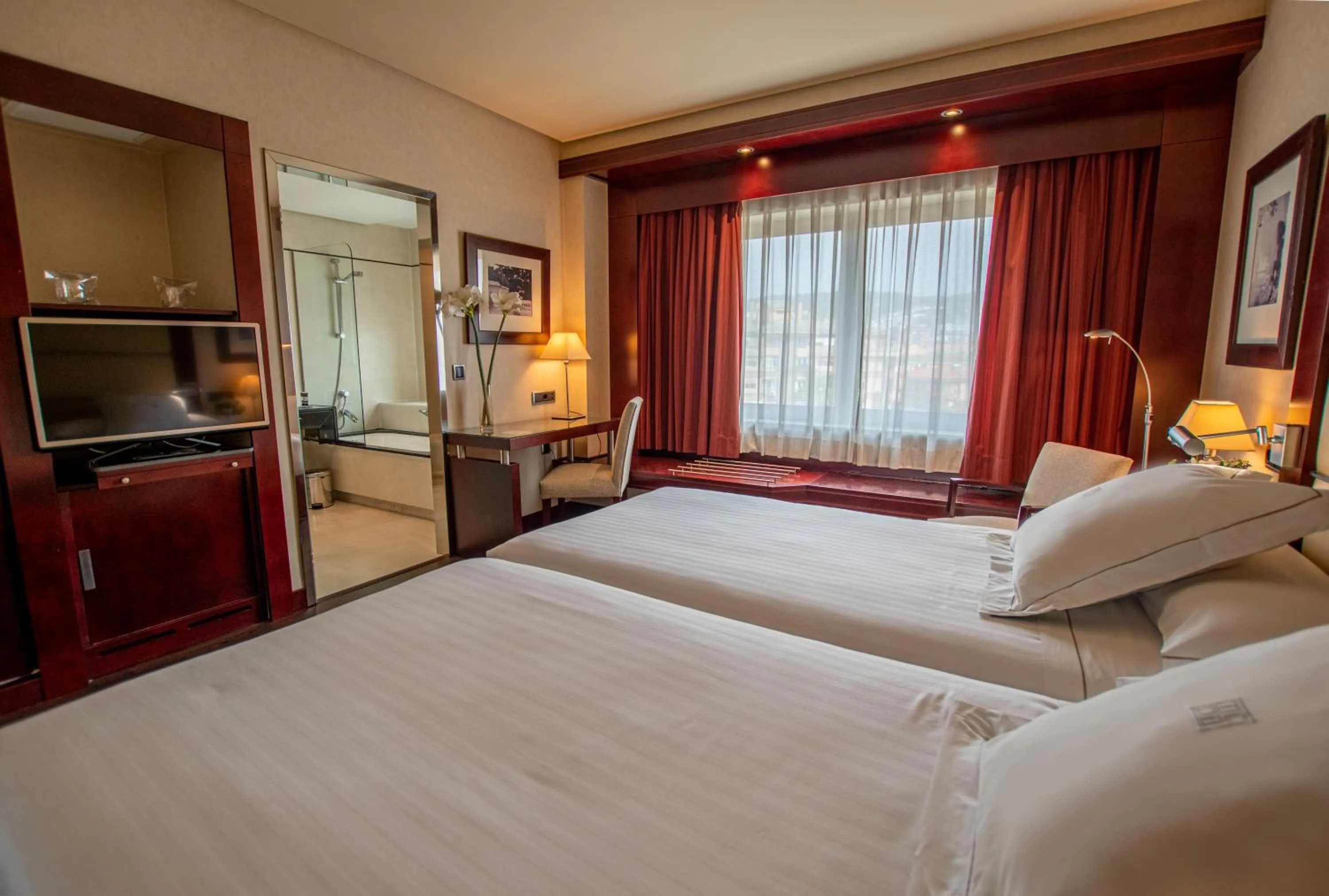 Photo of the whole room, Bed in Hotel Andalucía Center