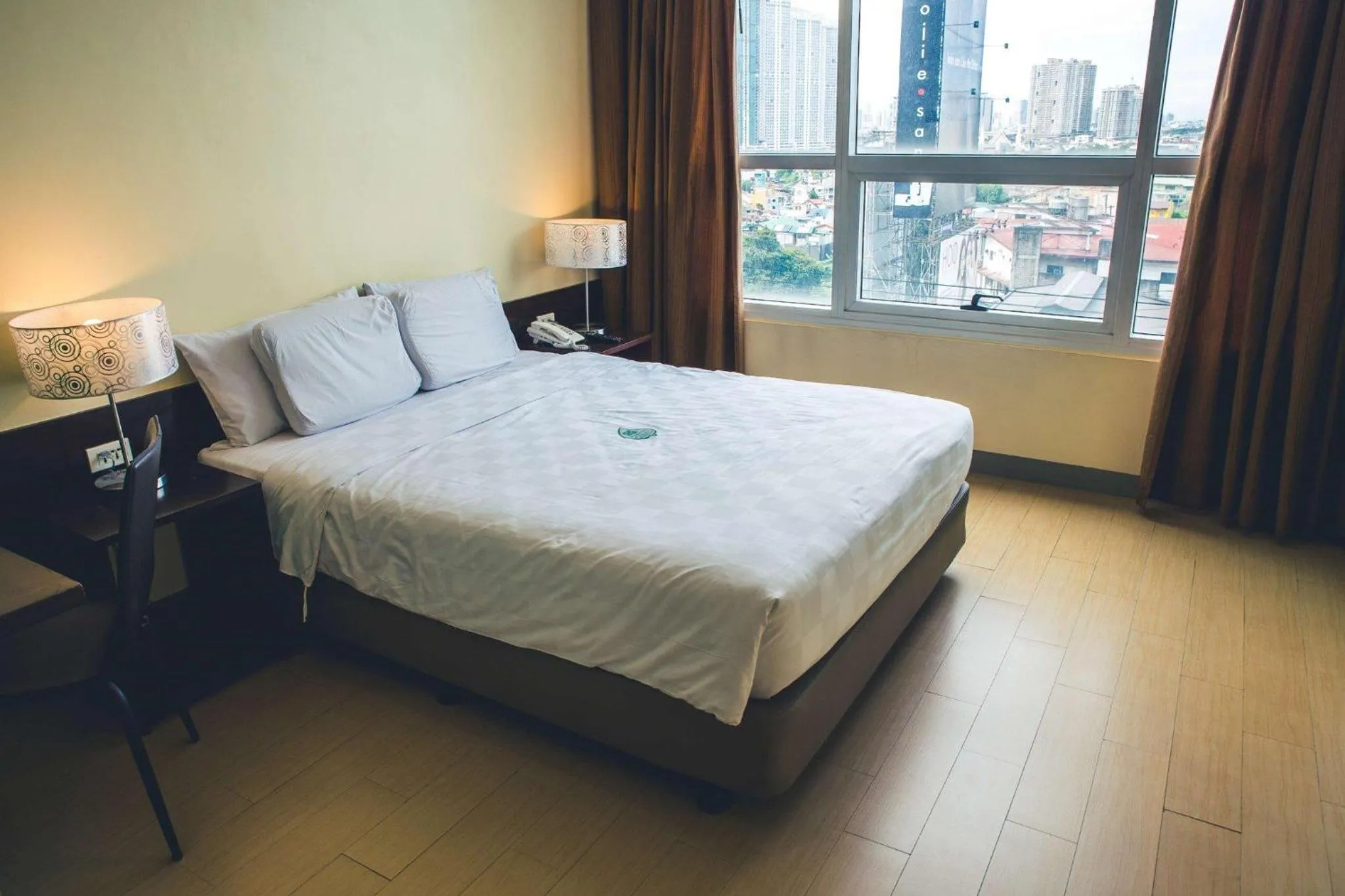 Bed in Go Hotels Plus Mandaluyong
