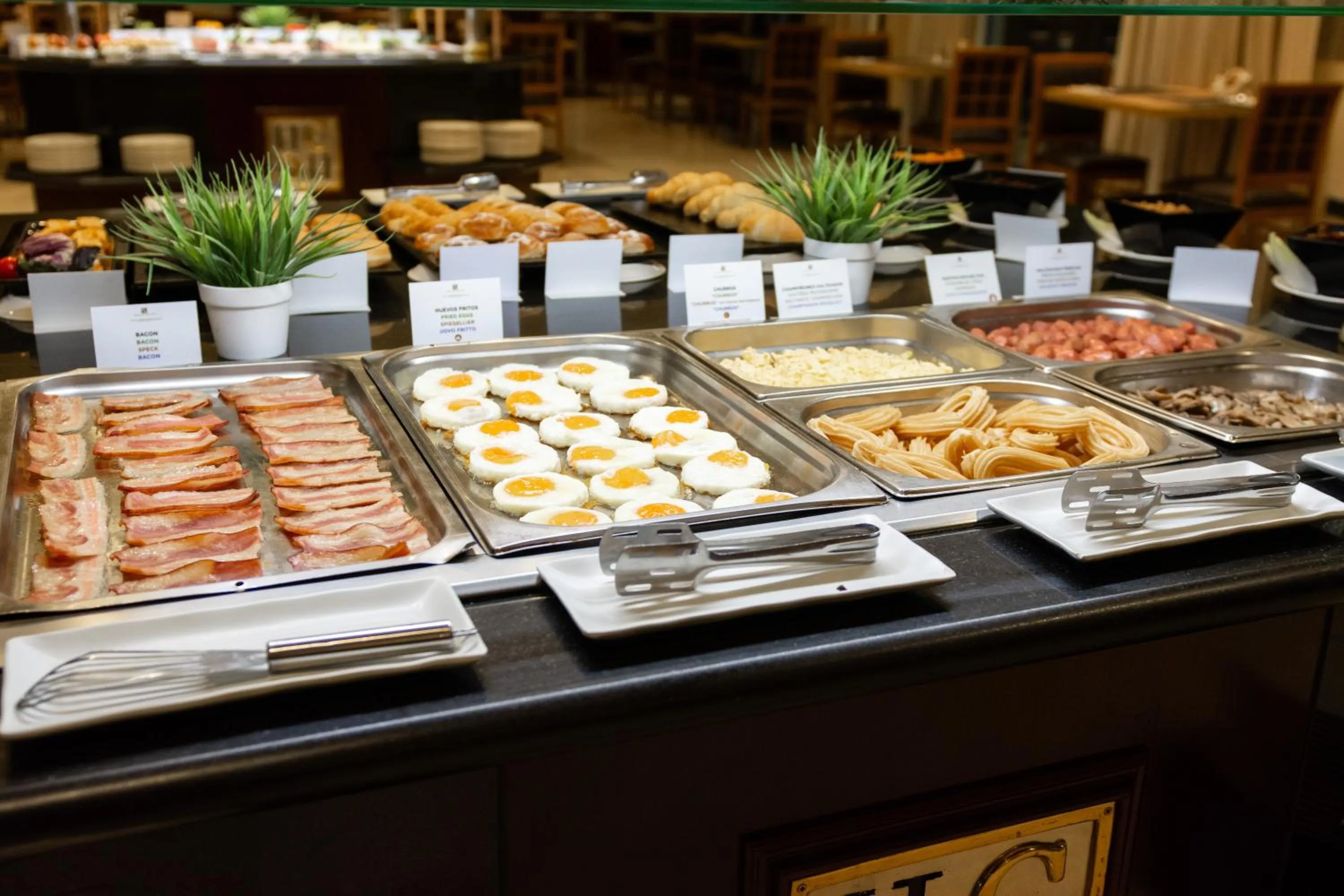 Breakfast in Hotel Badajoz Center