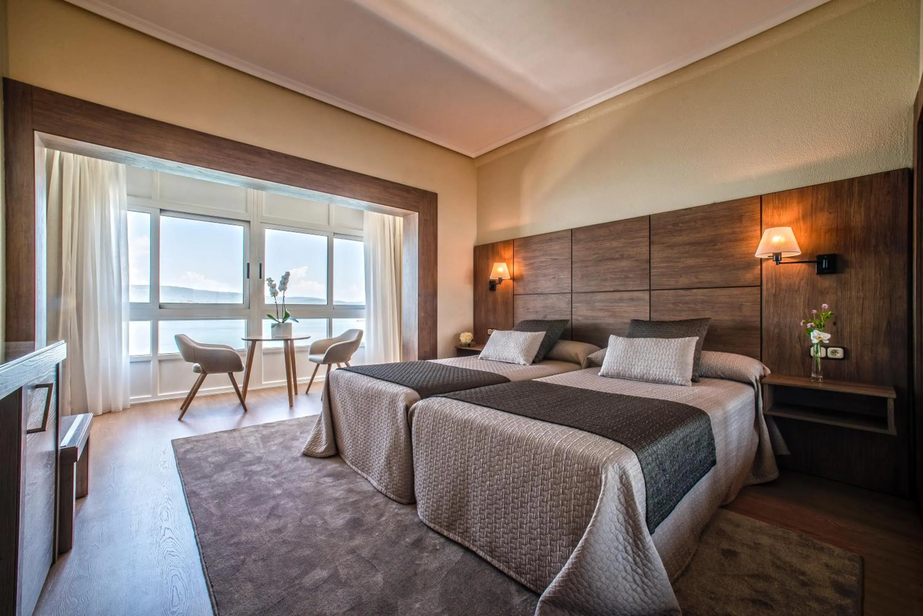 Bedroom, Bed in Eurostars Louxo Talaso