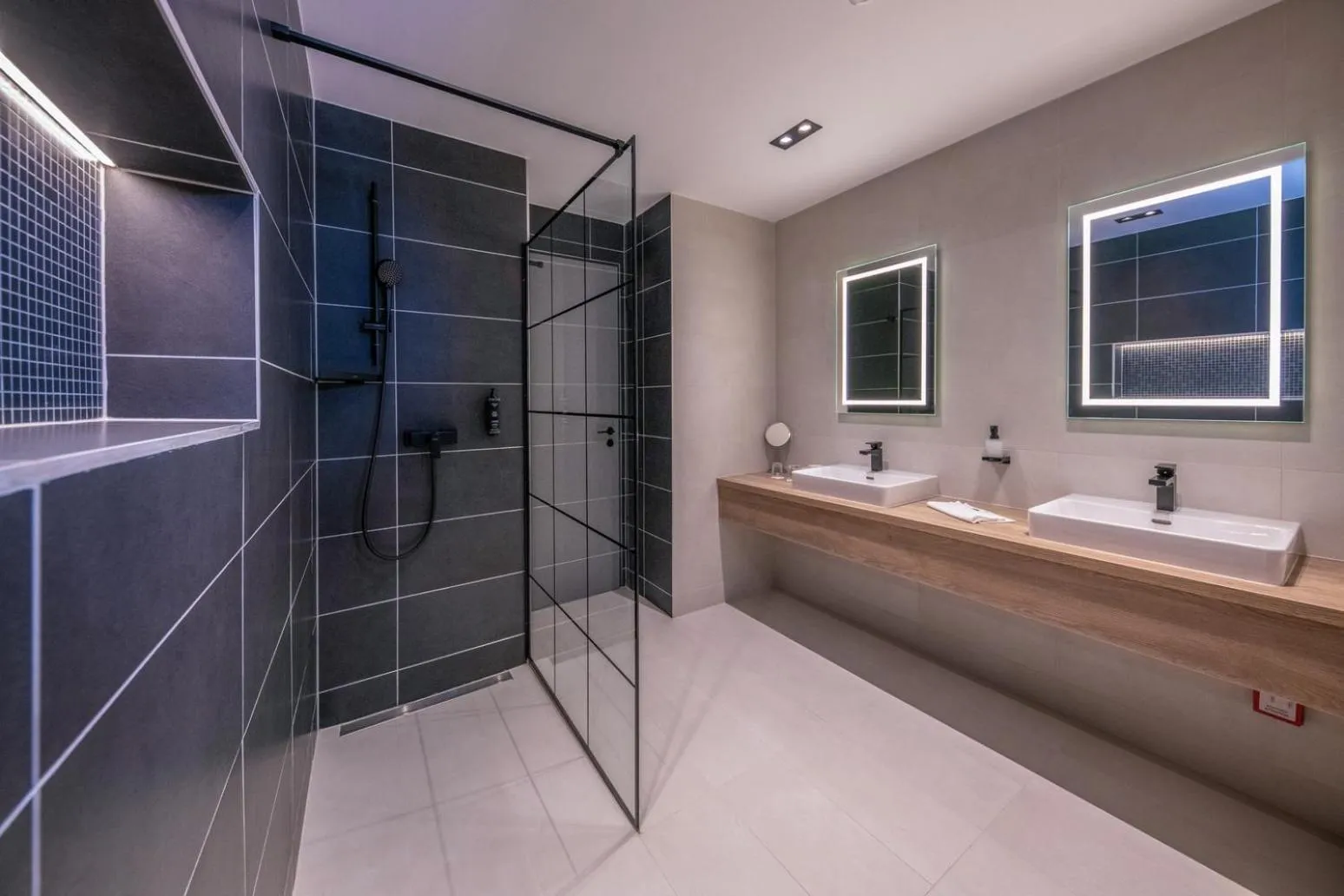 Bathroom in Flow Hotel & Conference