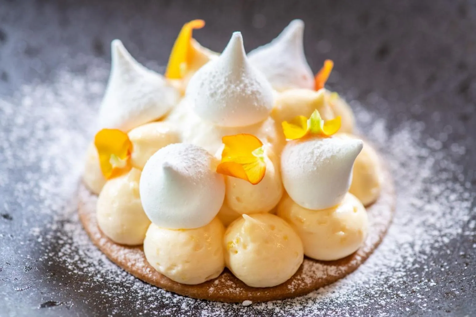 Food in Flow Hotel & Conference