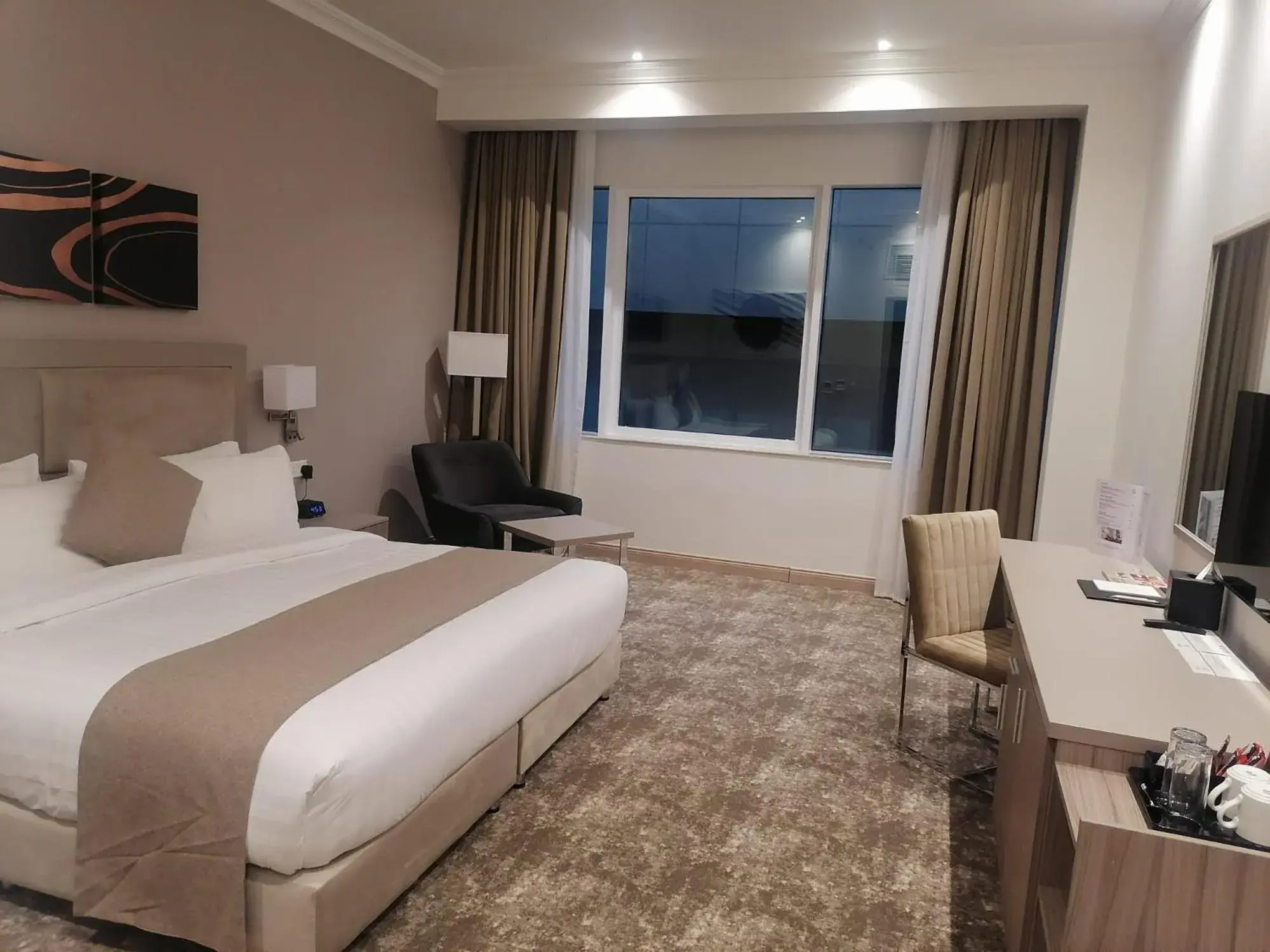 Superior King Room - single occupancy in Gloria Hotel & Suites Doha Superior King Room - single occupancy in Gloria Hotel & Suites Doha