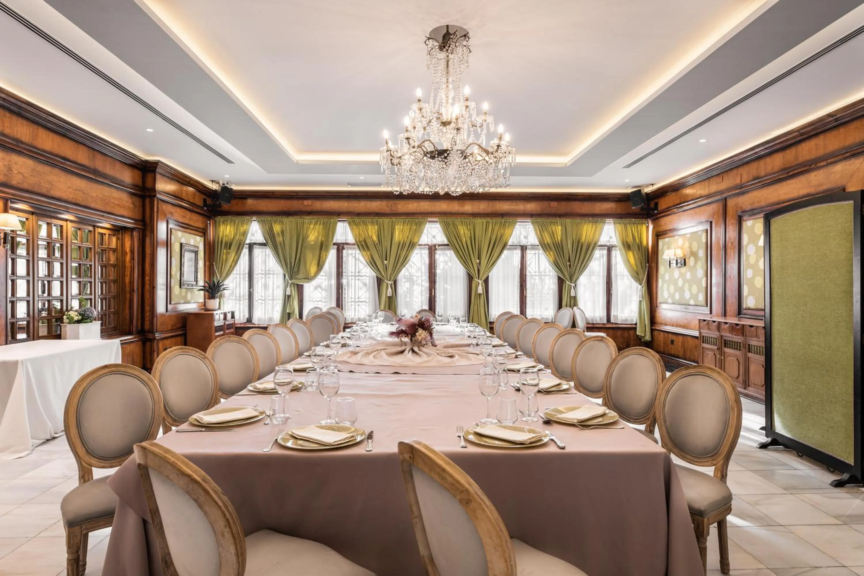 Banquet/Function facilities in Hotel Rio Badajoz