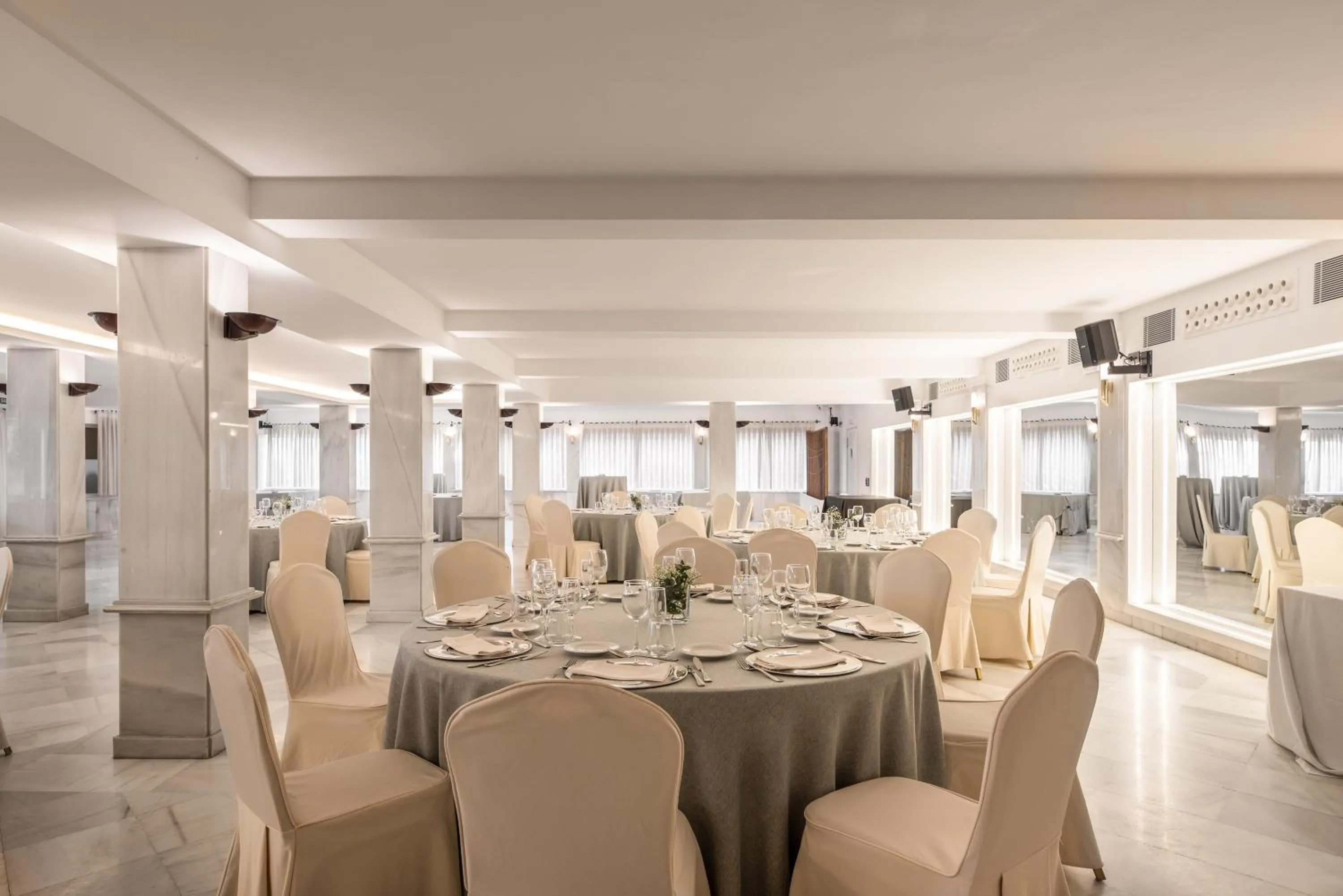 Banquet/Function facilities in Hotel Rio Badajoz