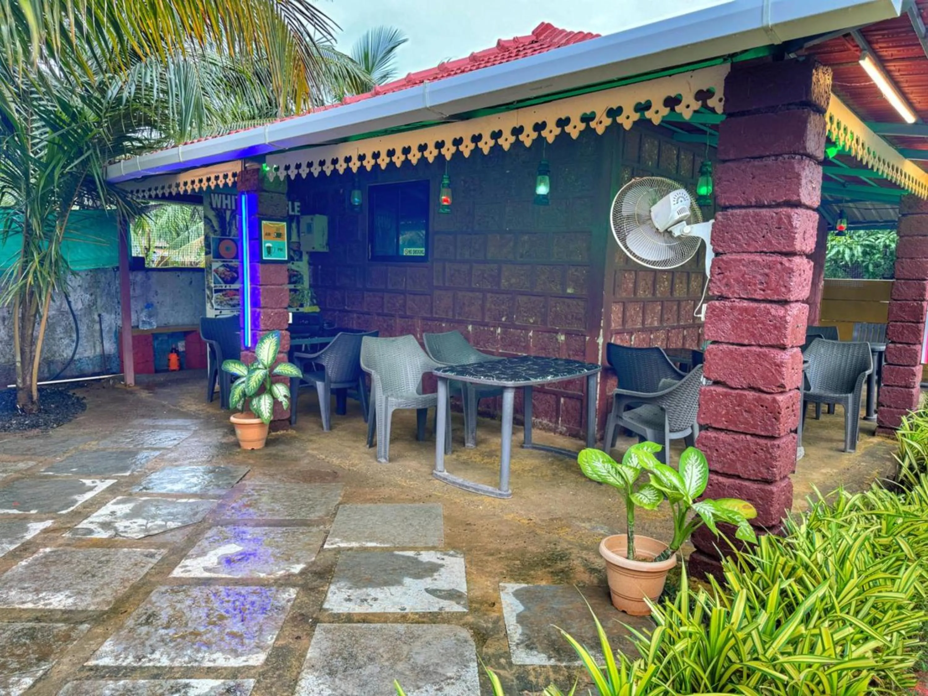 White Truffle Resort, Arambol