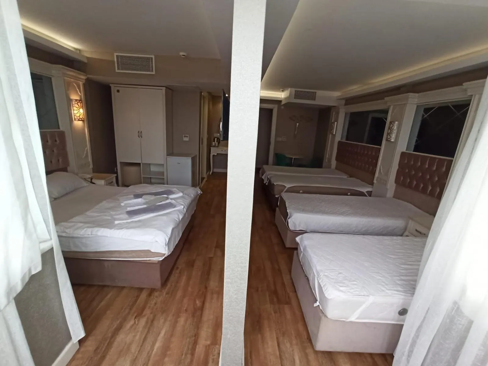 Photo of the whole room, Bed in Sun Comfort Hotel