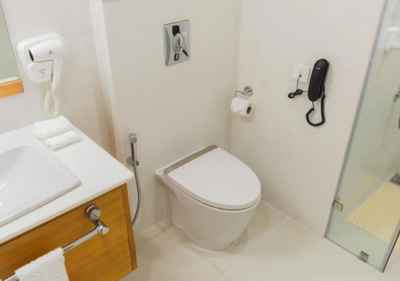 Shower in Pelyang Boutique