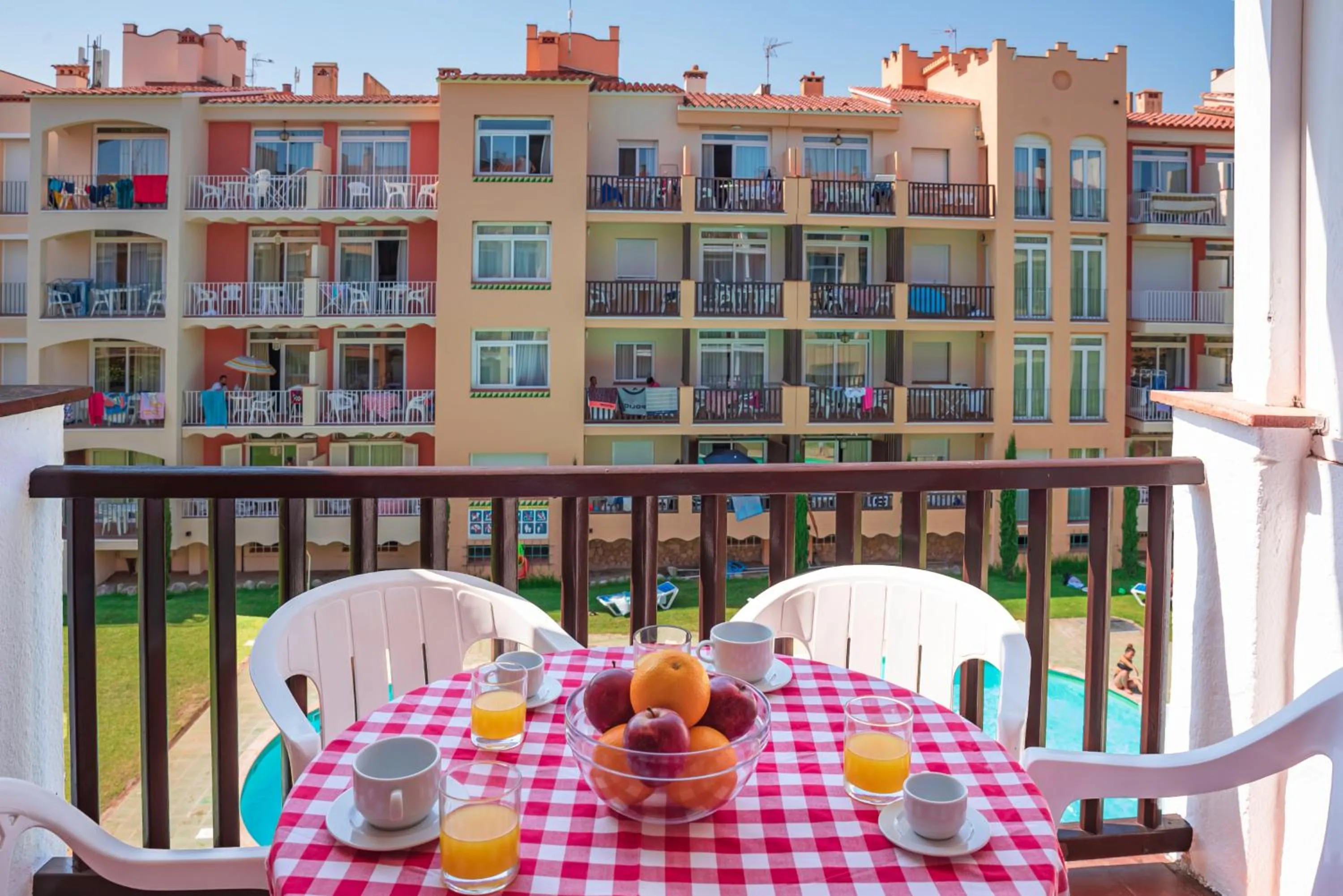 Balcony/Terrace in Aptos. Comte D´Empuries