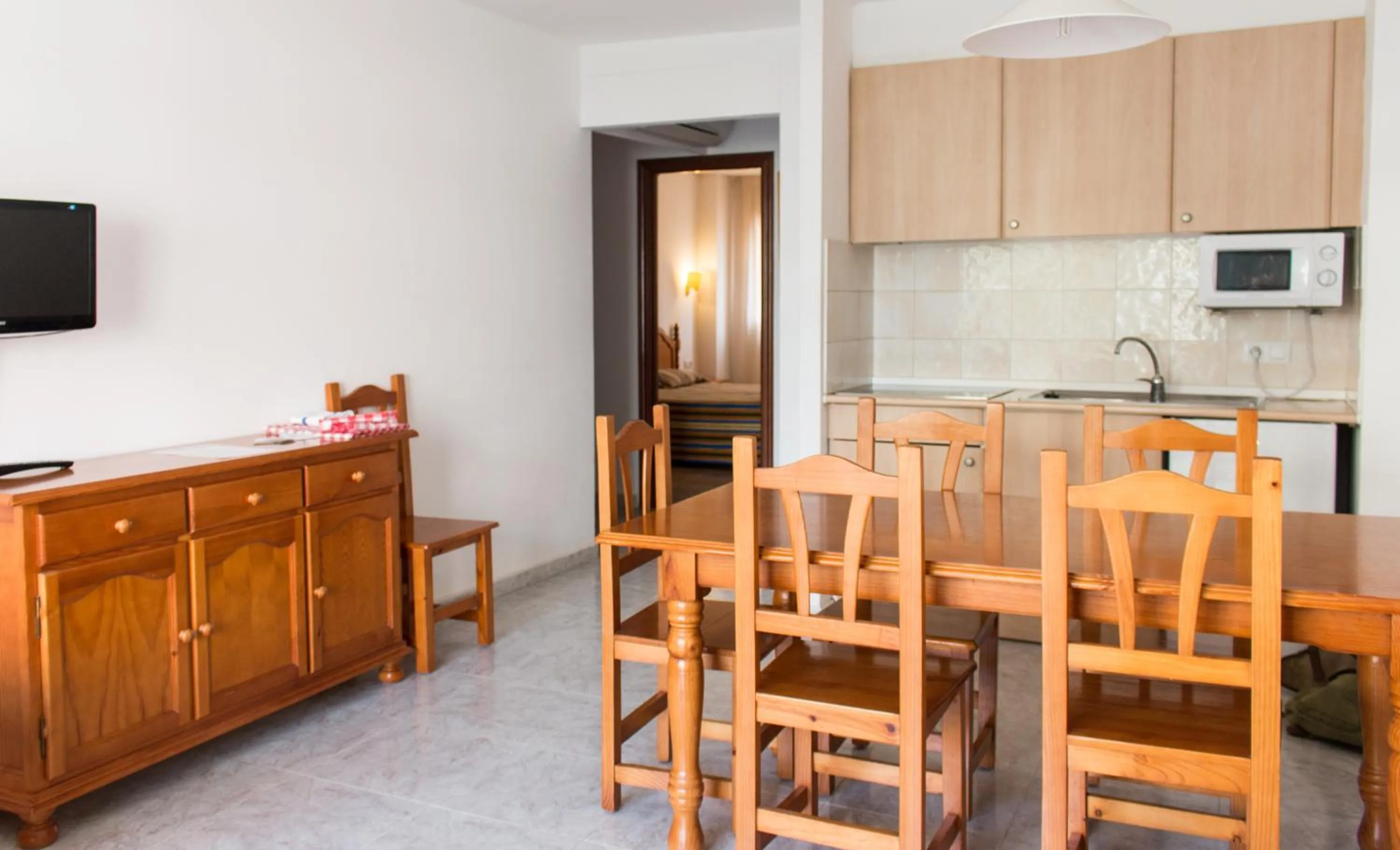 Kitchen or kitchenette in Aptos. Comte D´Empuries