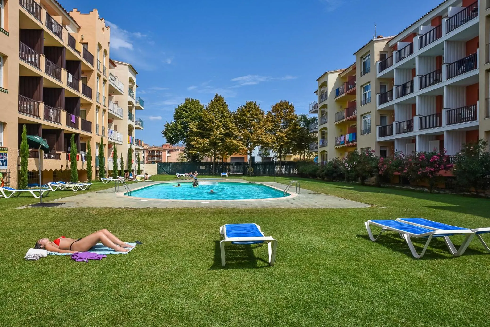 Property building in Aptos. Comte D´Empuries