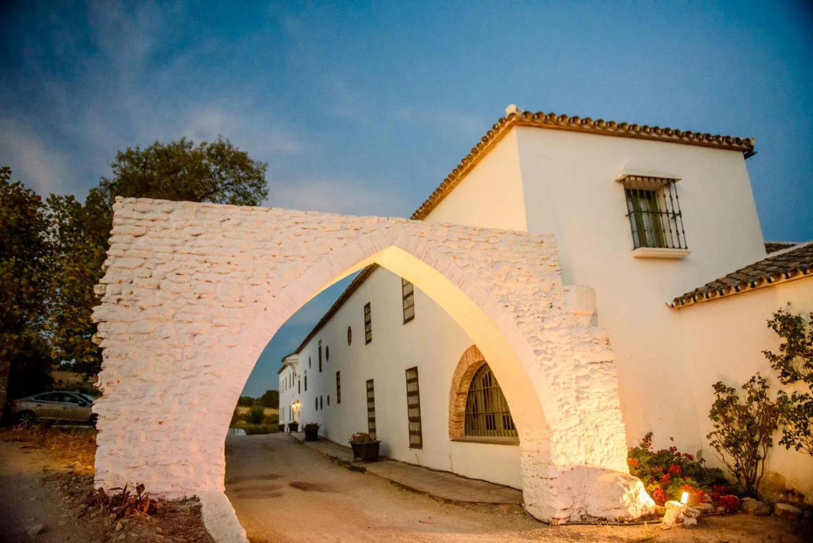 Property building in Hotel Boutique Molino del Arco