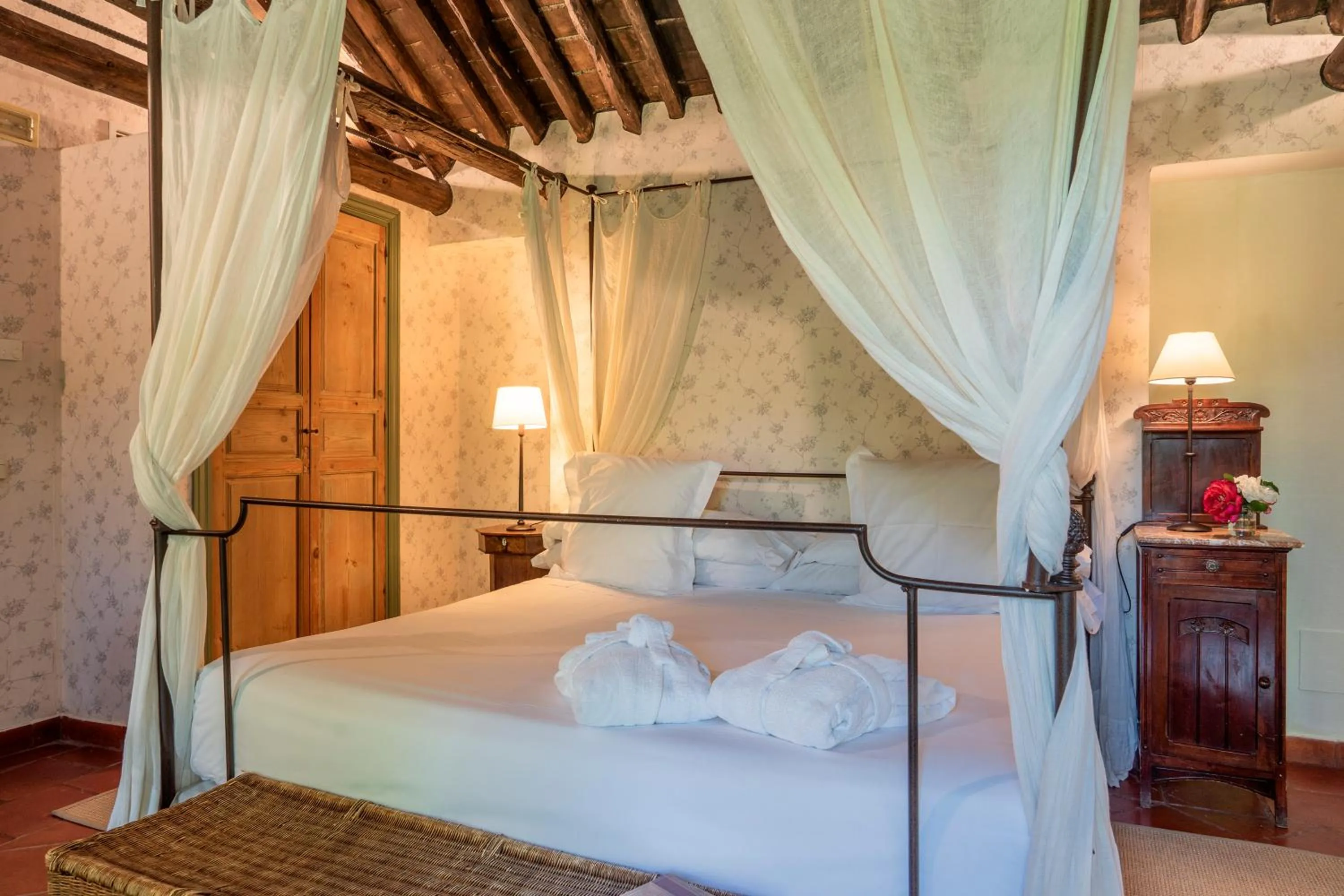 Bedroom, Bed in Hotel Boutique Molino del Arco