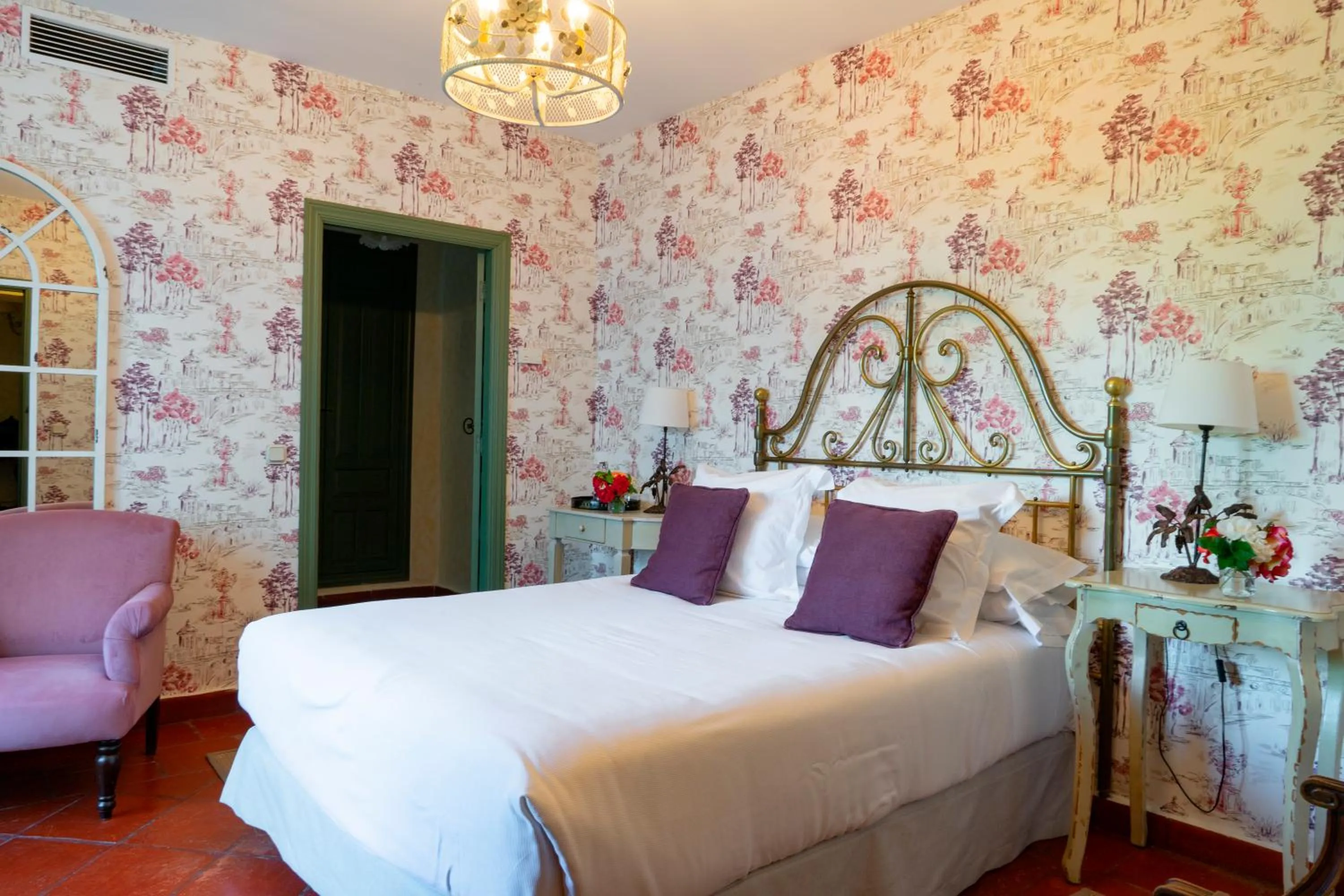 Photo of the whole room, Bed in Hotel Boutique Molino del Arco