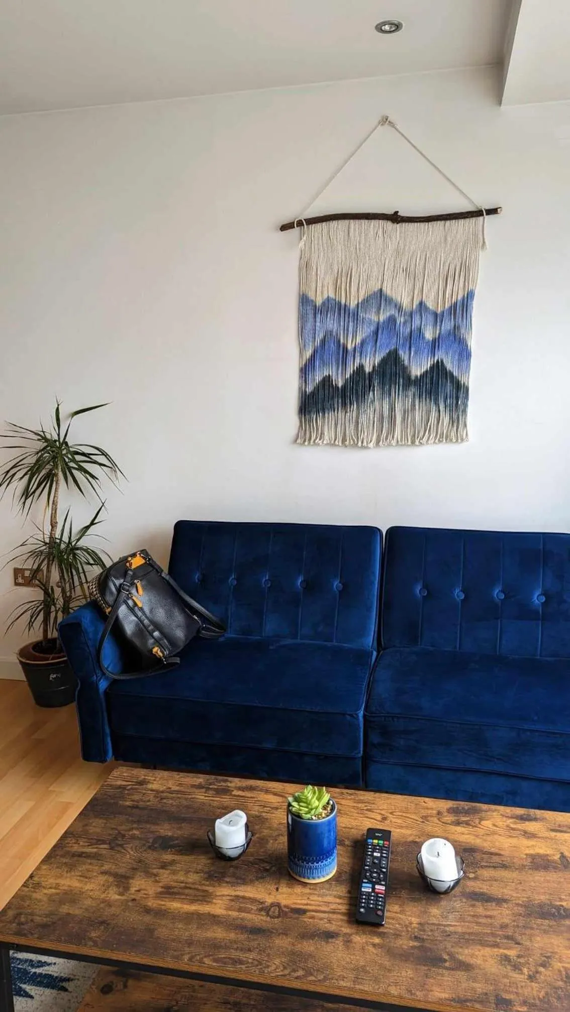 Living room in Excellent Leeds City Centre 1 Bedroom Apartment