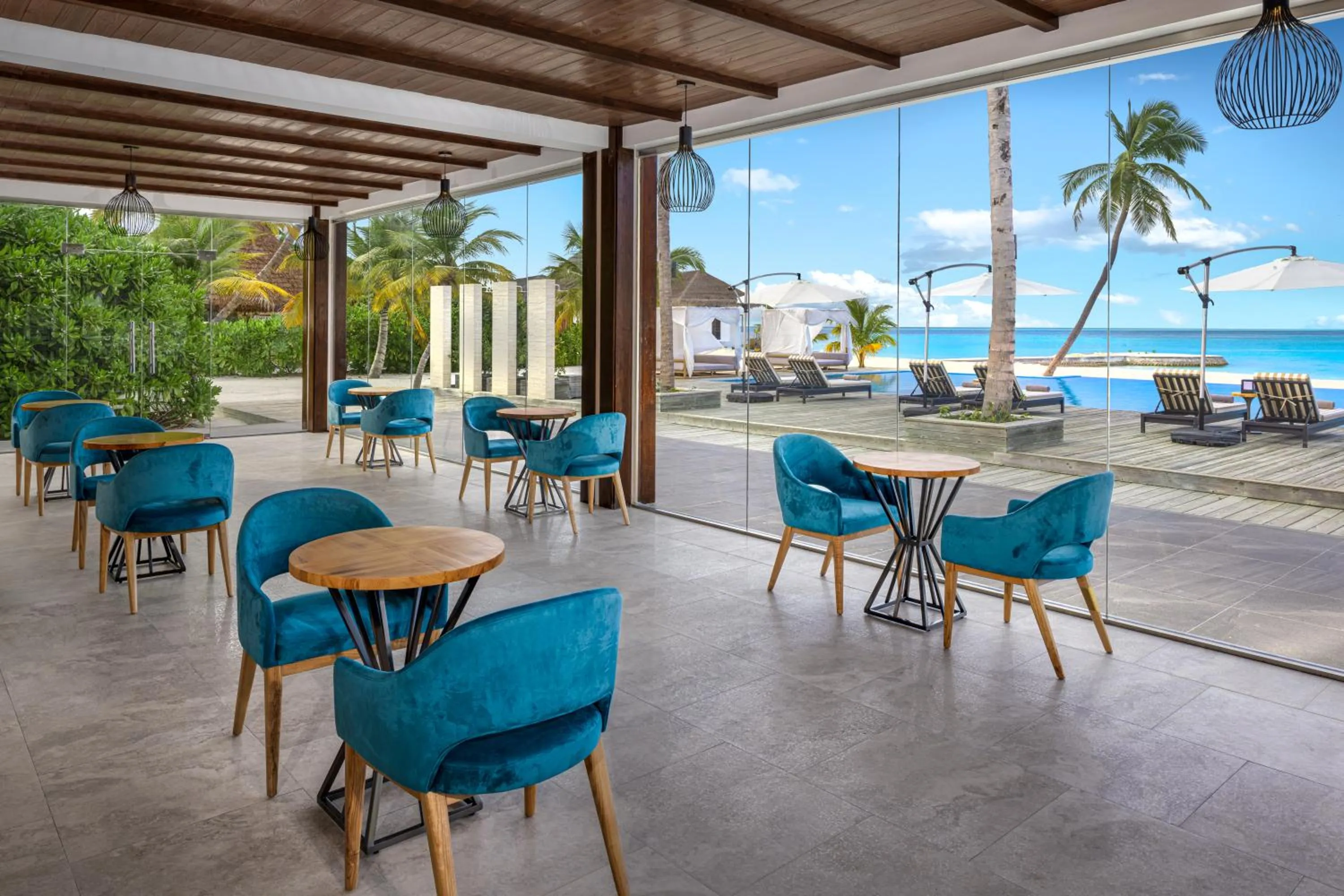 Lounge or bar in NOOE Maldives Kunaavashi