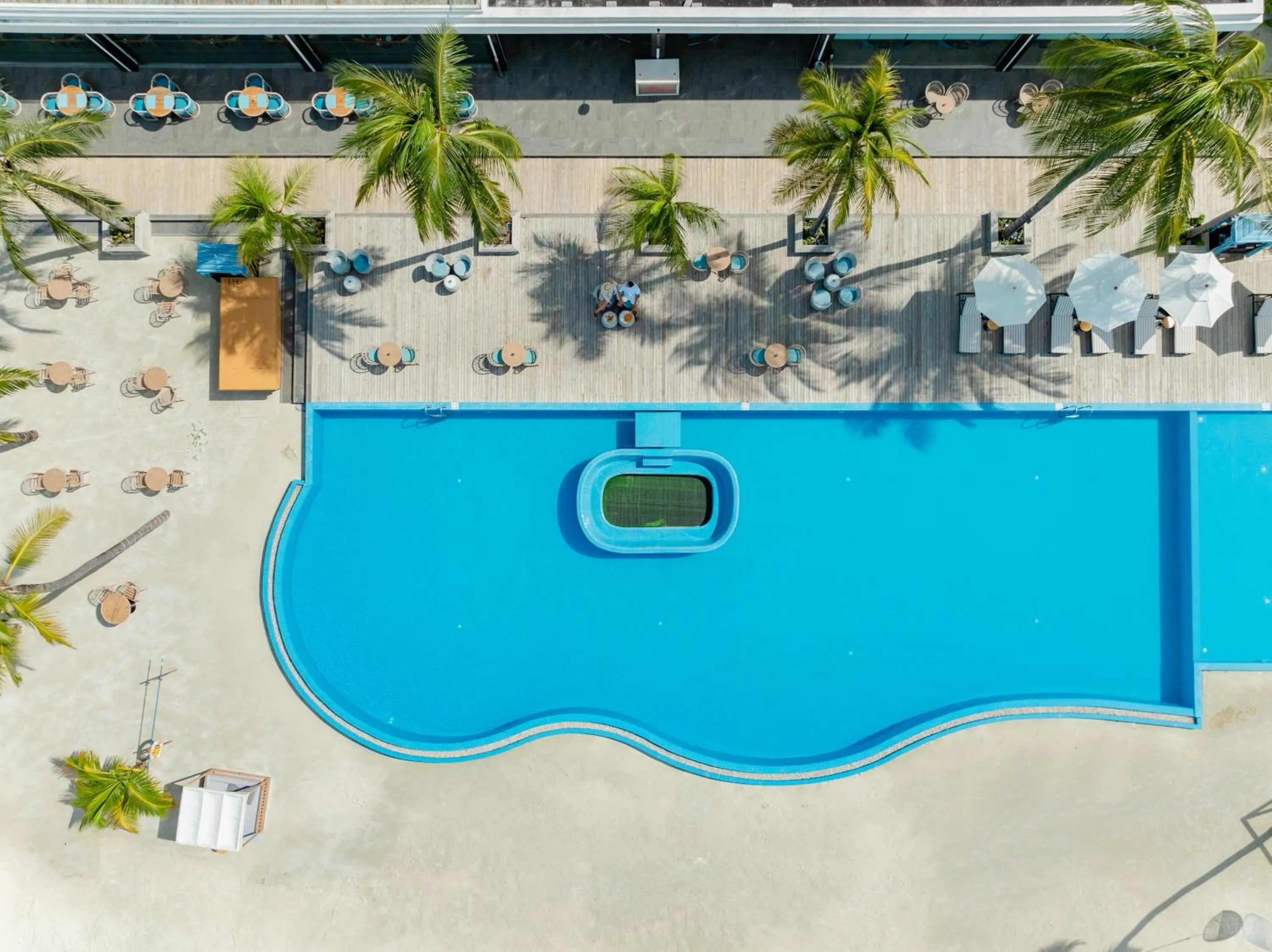 Swimming pool in NOOE Maldives Kunaavashi