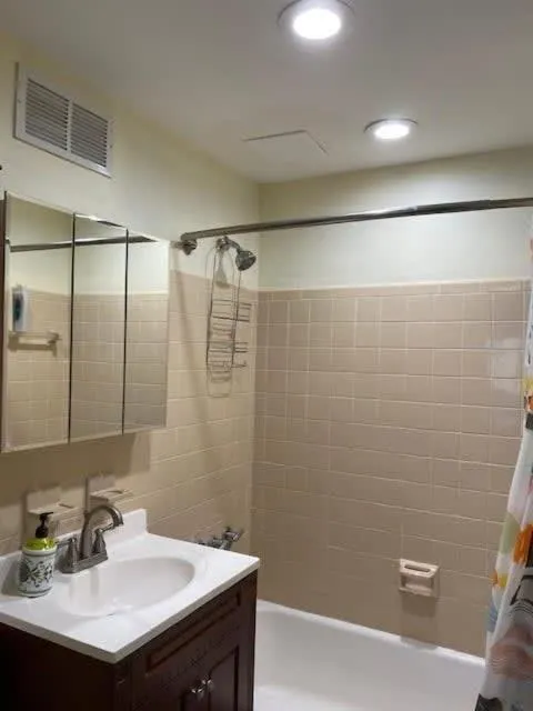 Heart of ATL Downtown 1B1B City View Cozy Condo LM505