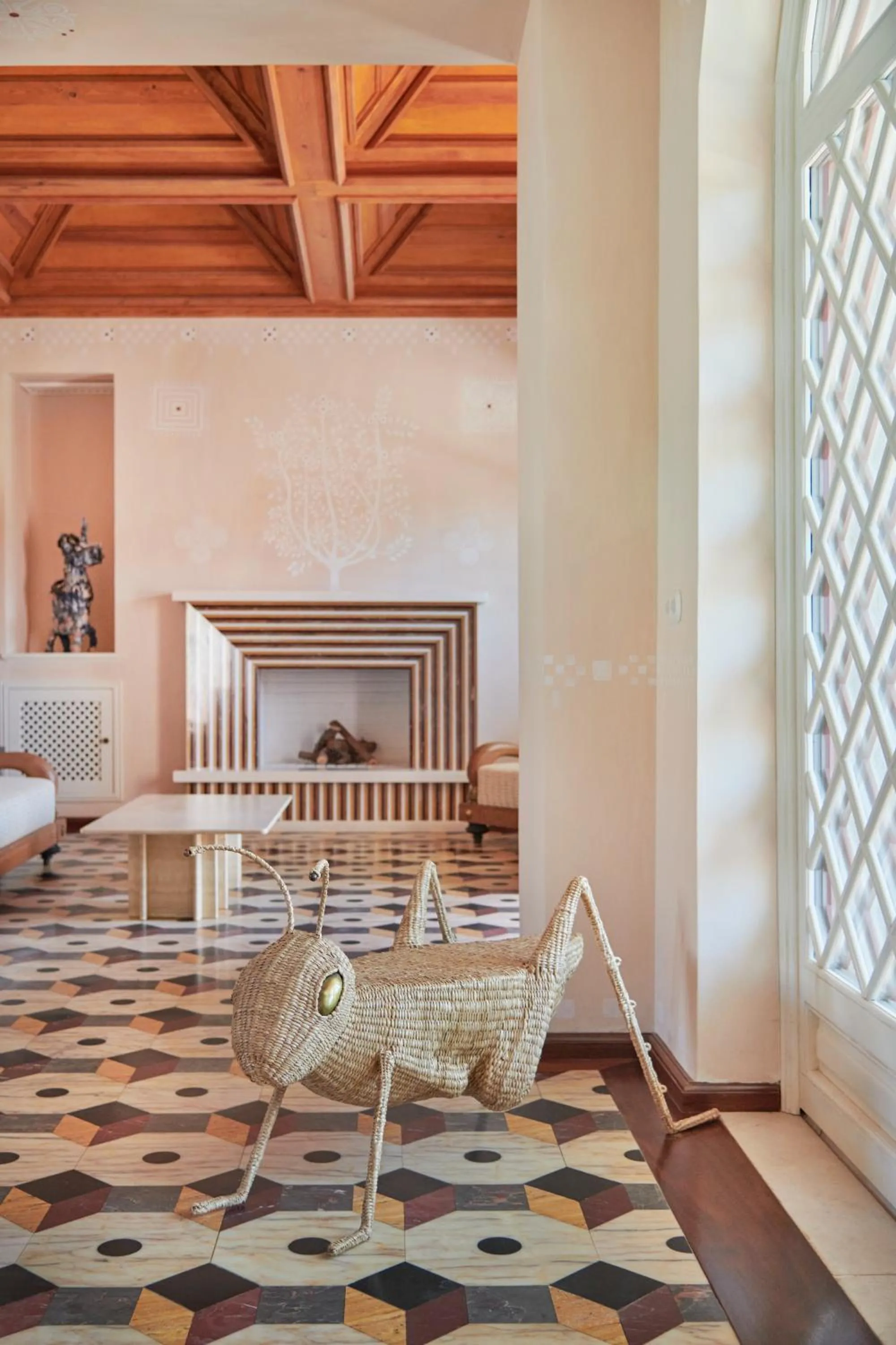 Decorative detail in Vermelho Melides - Relais & Châteaux