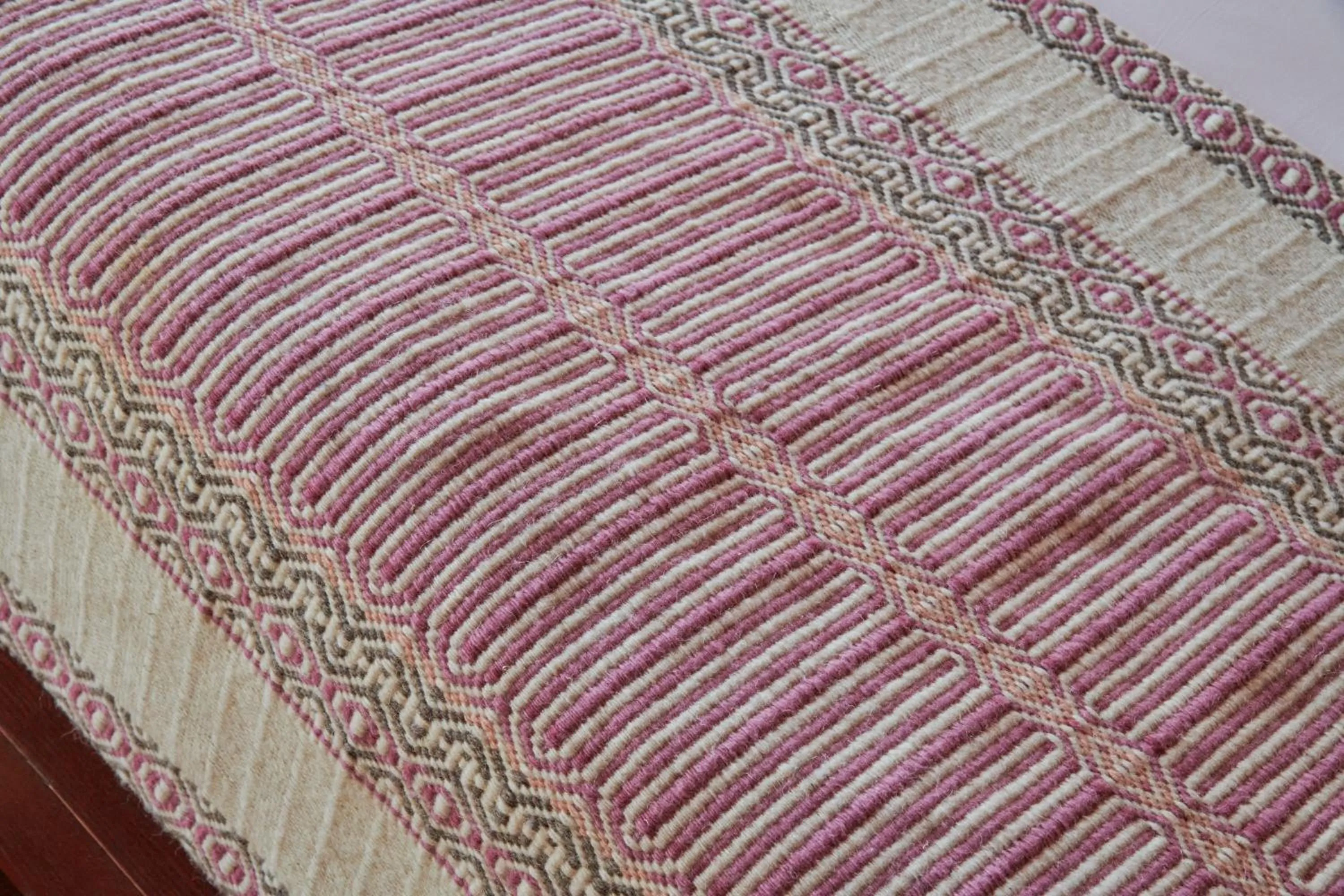 Decorative detail, Bed in Vermelho Melides - Relais & Châteaux