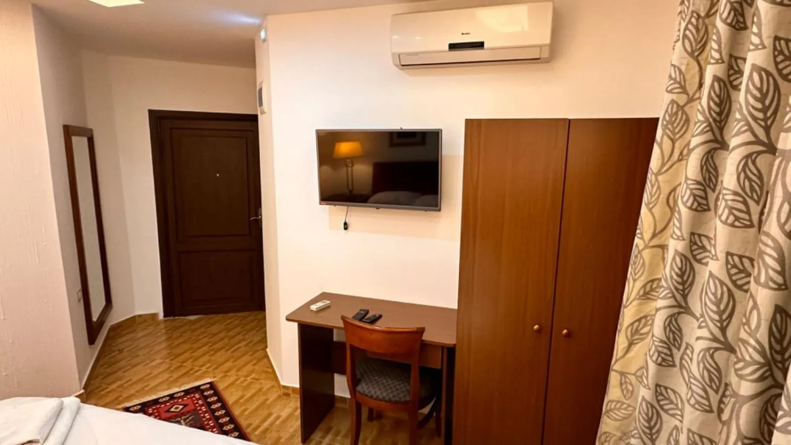 Bedroom, Bed in Tell Madaba