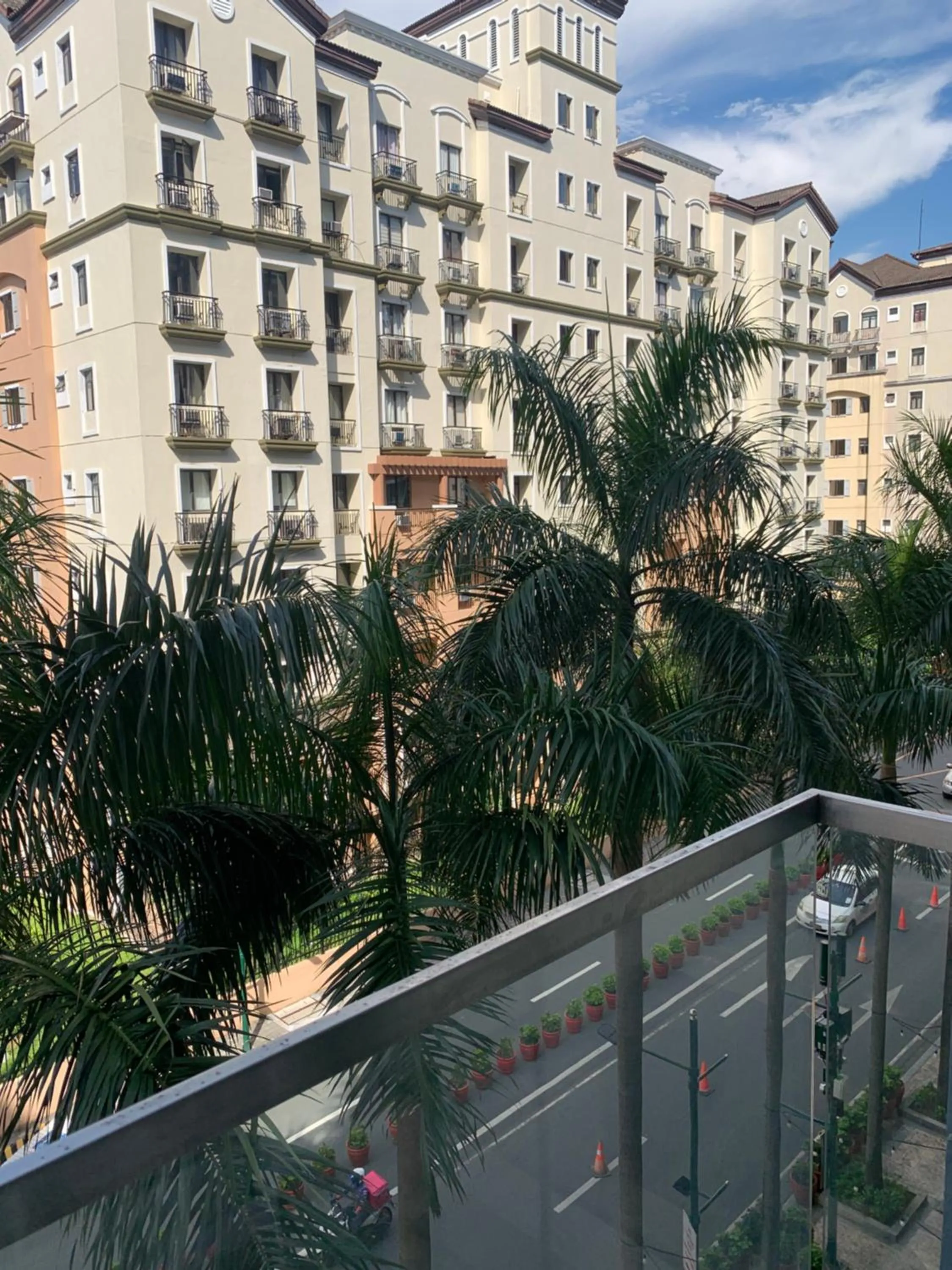 MRMCONDOTEL cluster 1 2H