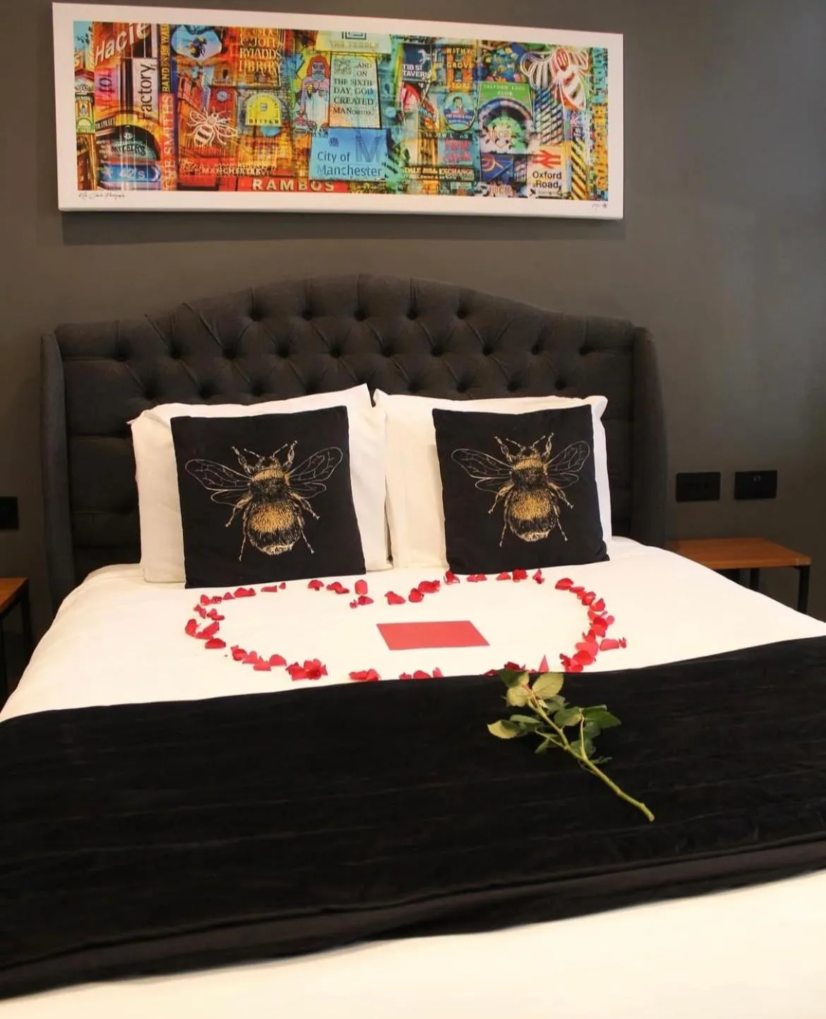 Bed in Black Lion Hotel Manchester