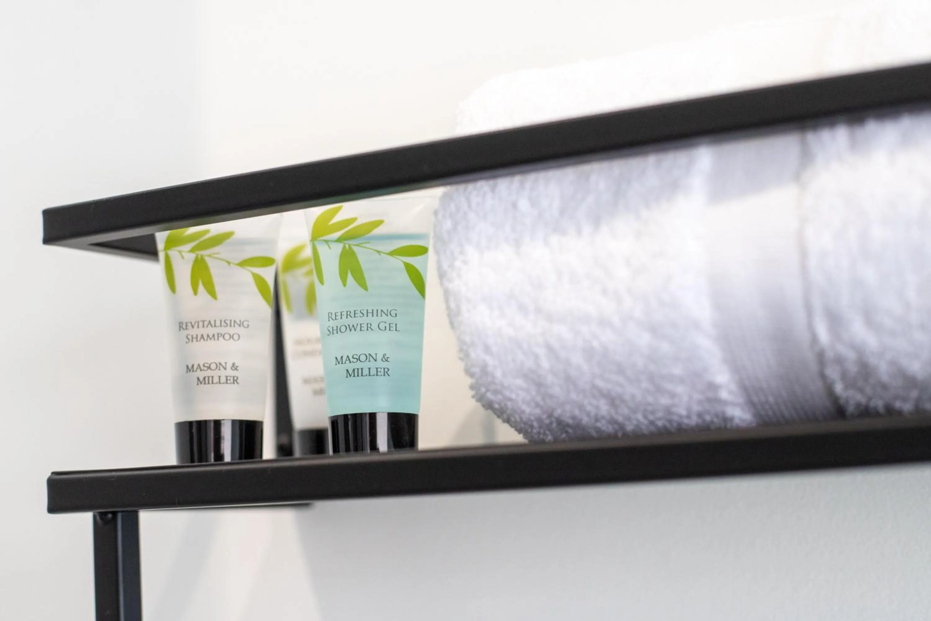 Bathroom in Black Lion Hotel Manchester