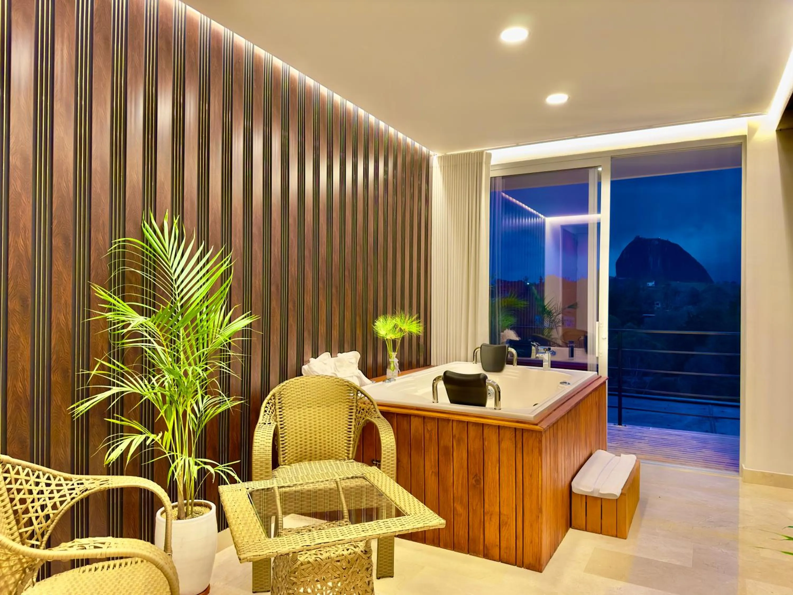 Hot Tub in Arvum Hotel Boutique