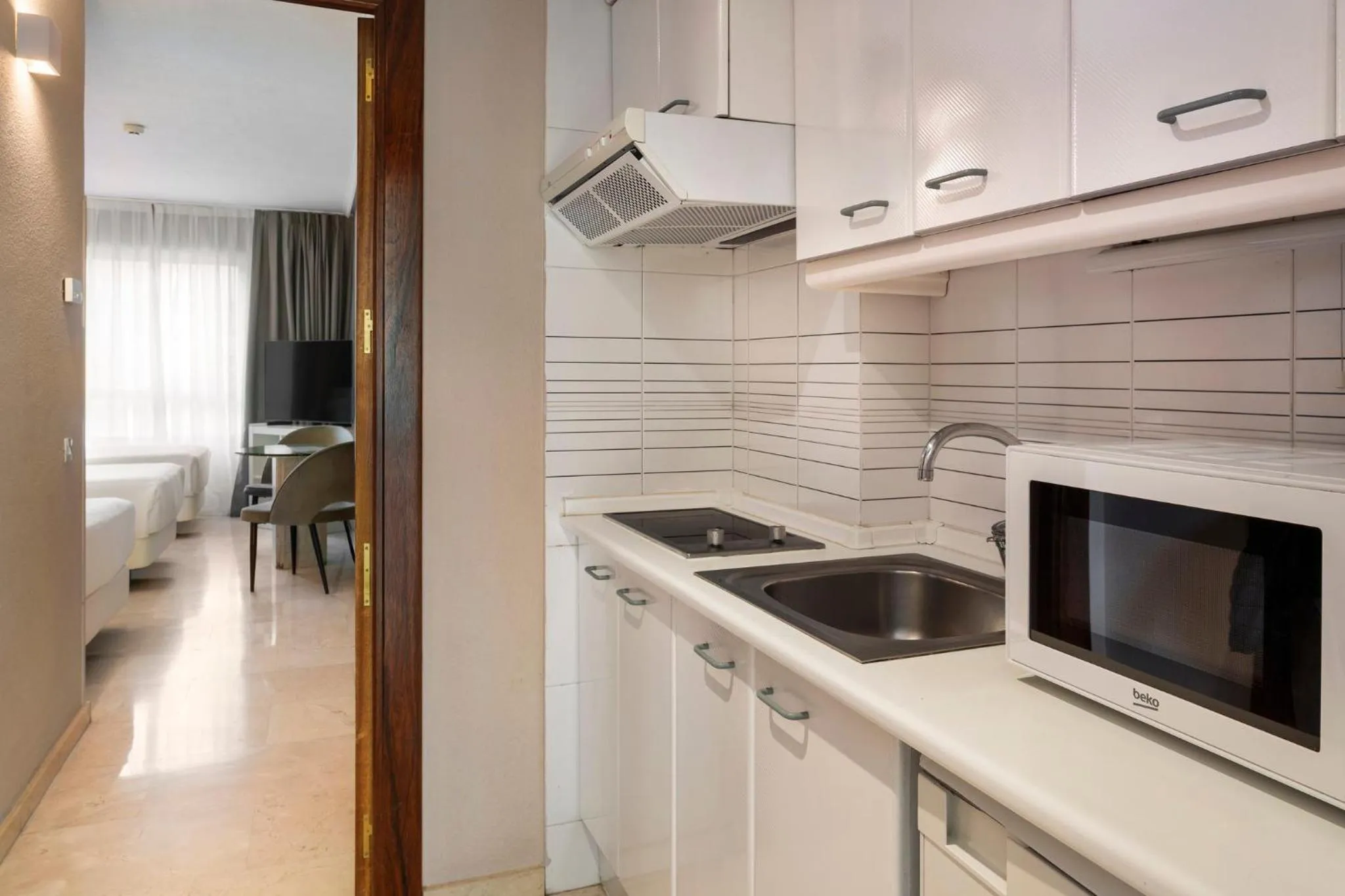 Photo of the whole room in Sercotel Togumar