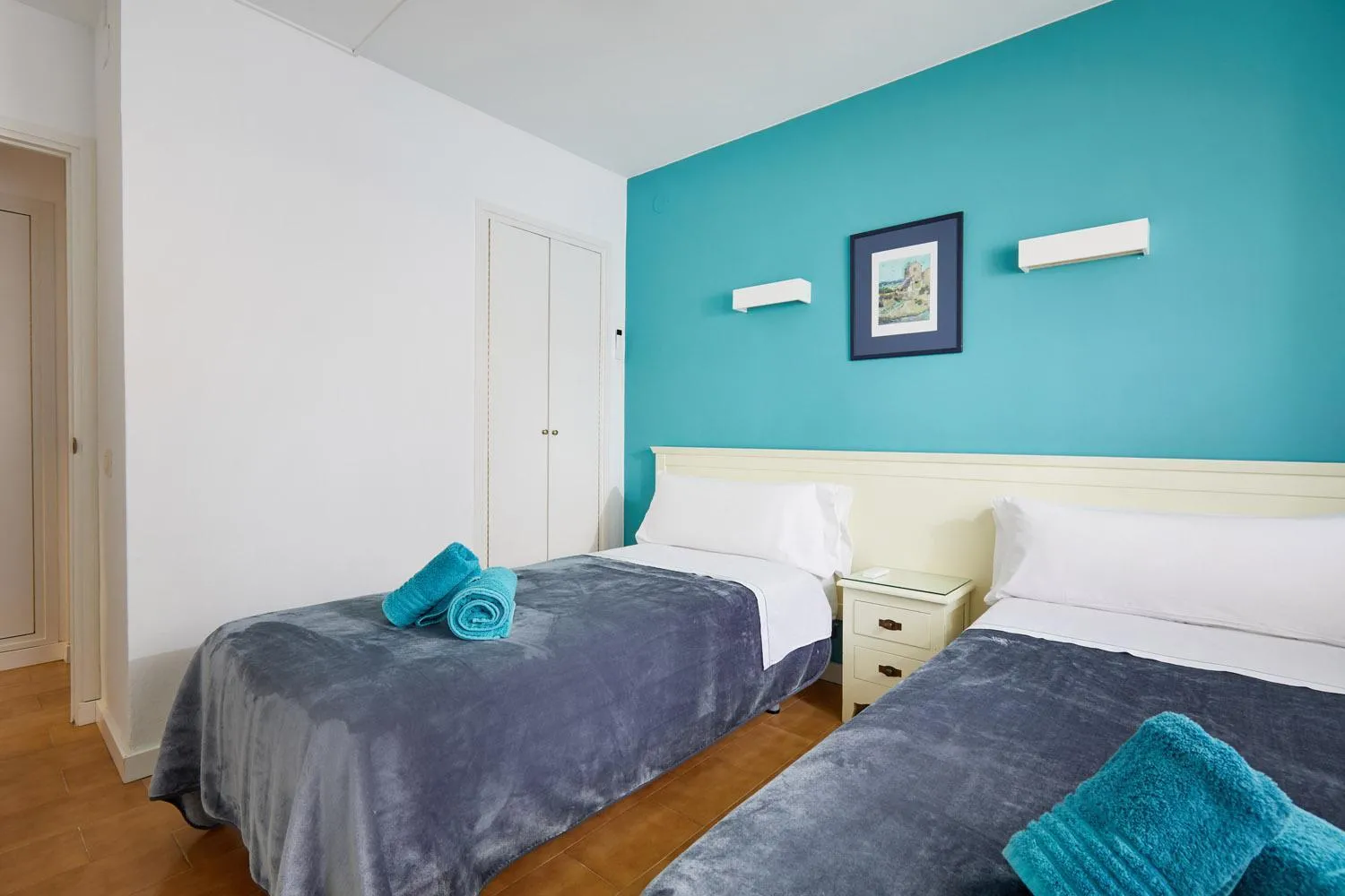 Bedroom, Bed in Apartamentos Eldorado