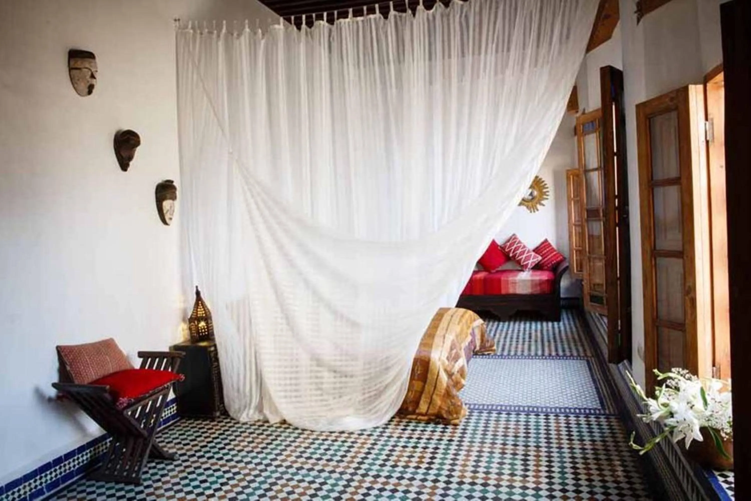 Decorative detail, Bed in Riad Idrissy