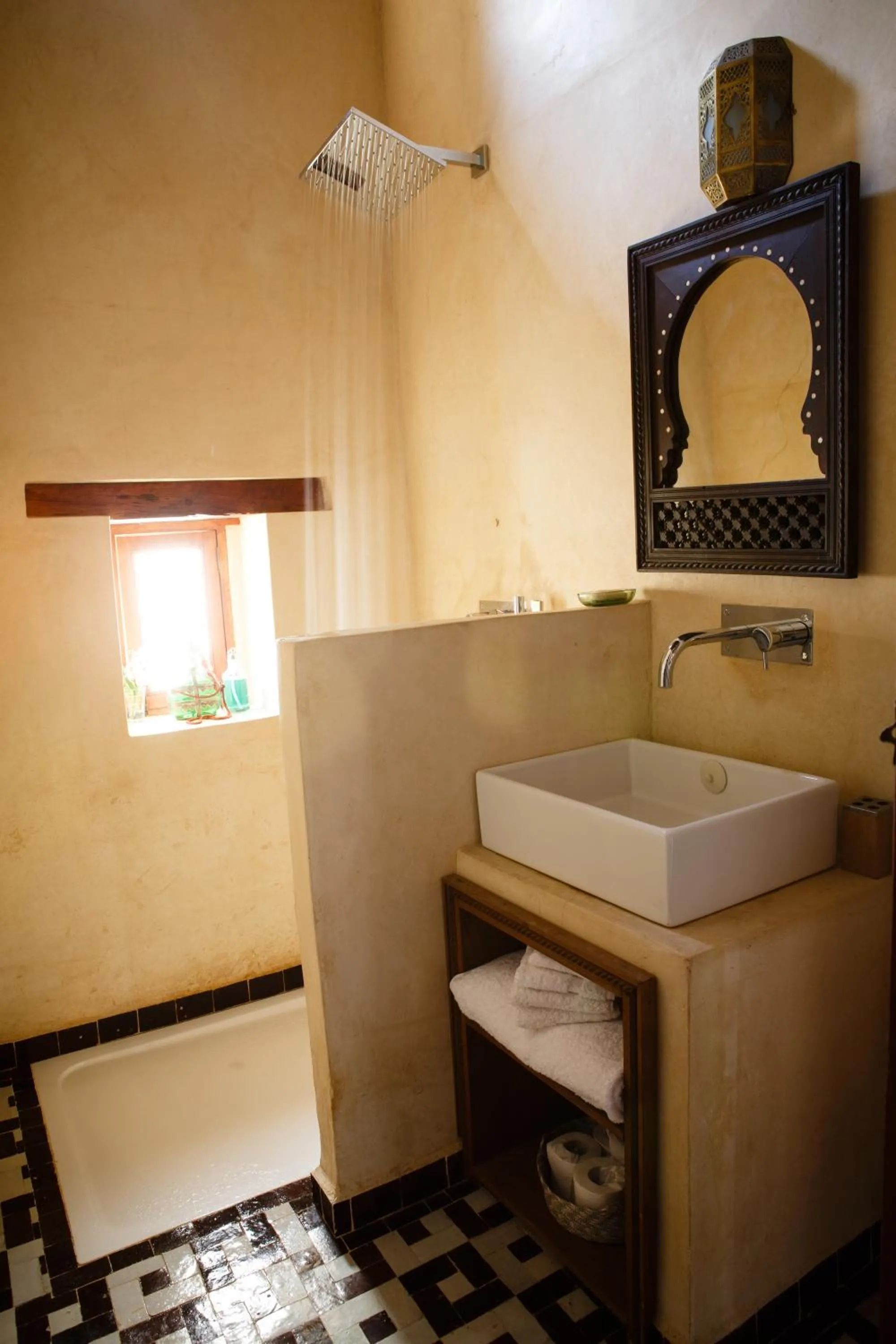 Decorative detail in Riad Idrissy