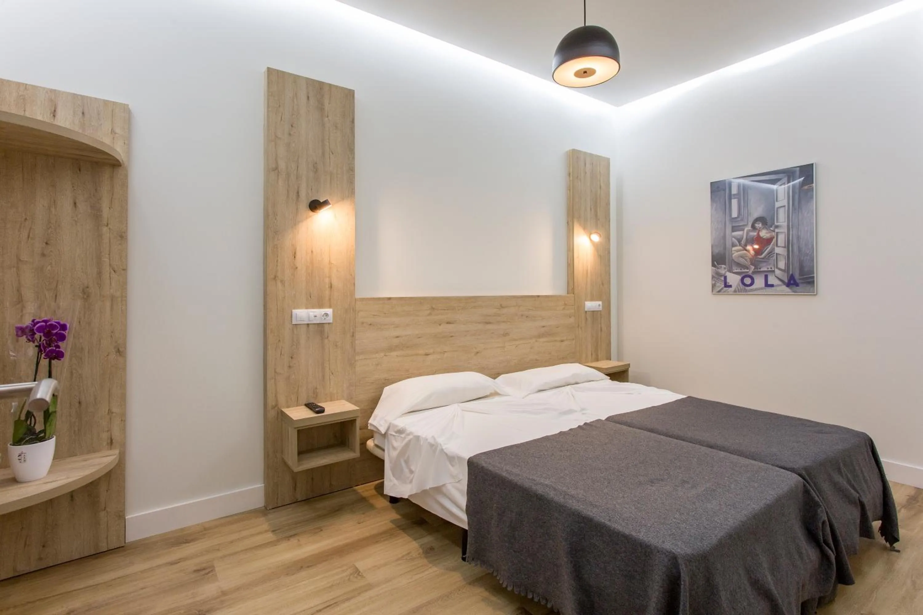 Photo of the whole room, Bed in Hostal Manuela by gaiarooms