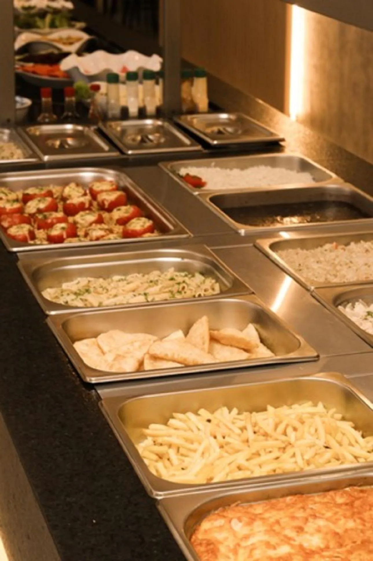 Restaurant/places to eat in Estação Termas Hotel