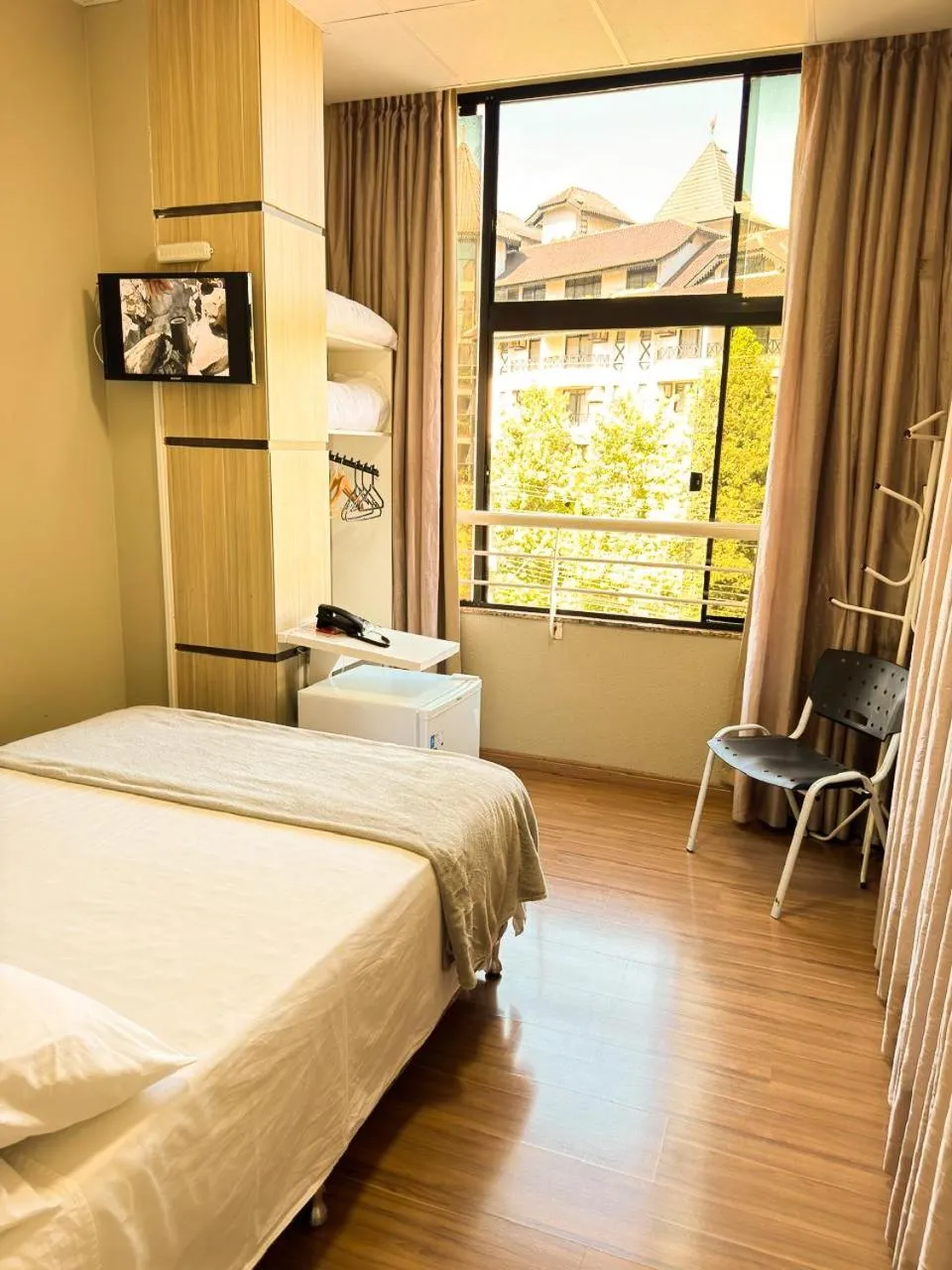 Photo of the whole room, Bed in Estação Termas Hotel