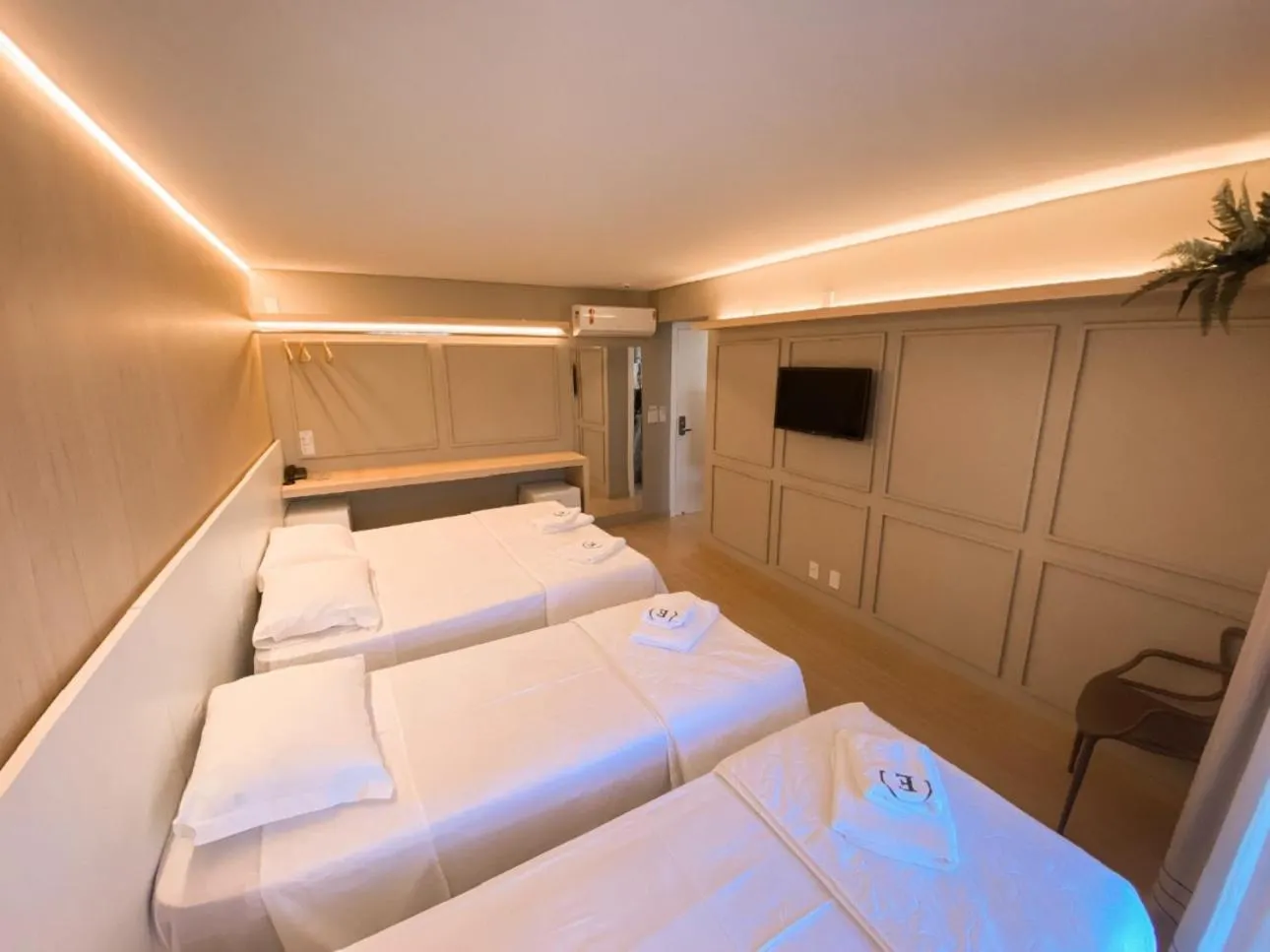 Photo of the whole room, Bed in Estação Termas Hotel